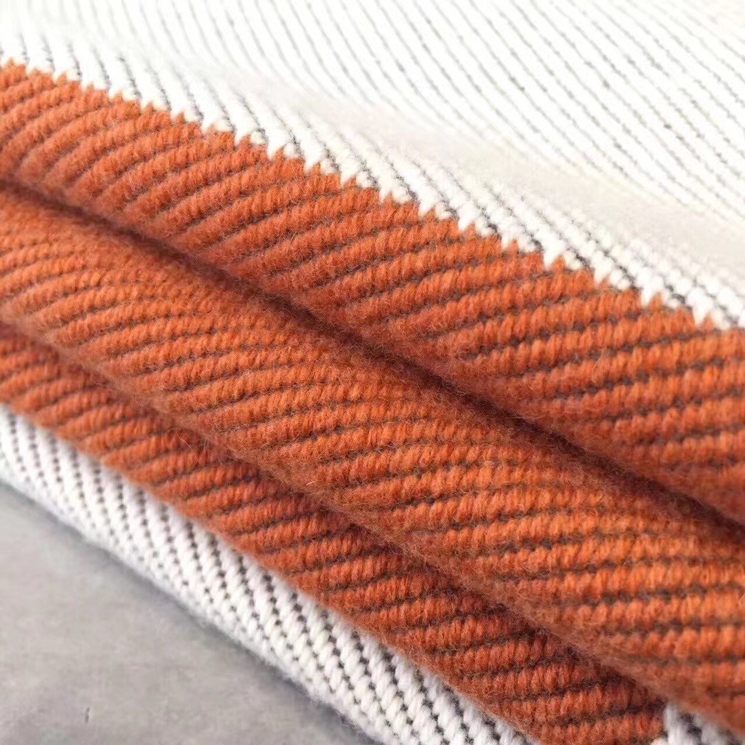 H**mes avalon blanket in orange wool and cashmere
