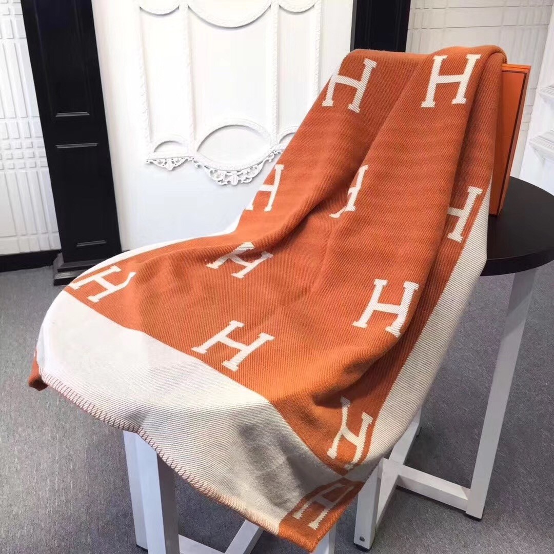 H**mes avalon blanket in orange wool and cashmere