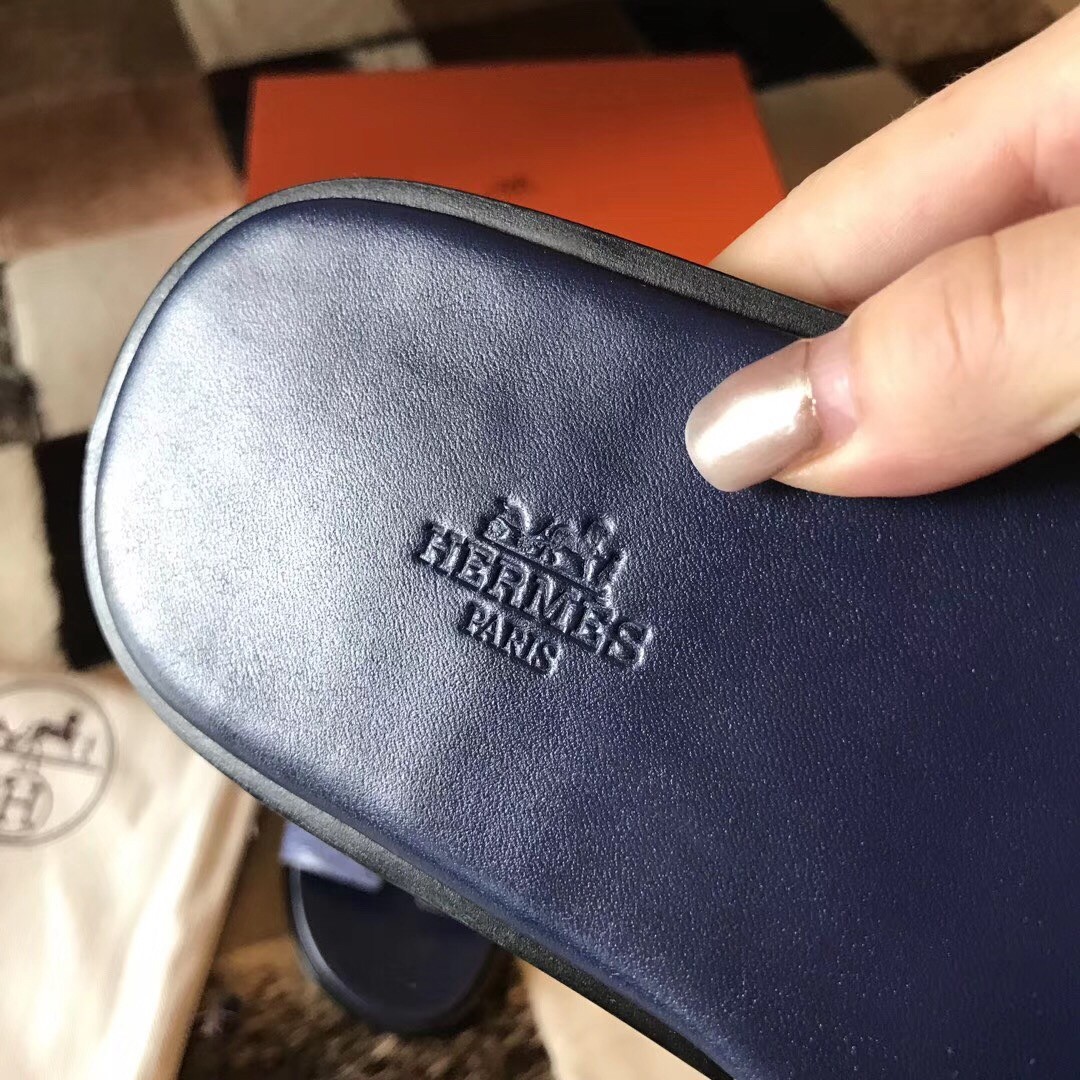H**mes izmir sandals in blue matte niloticus crocodile