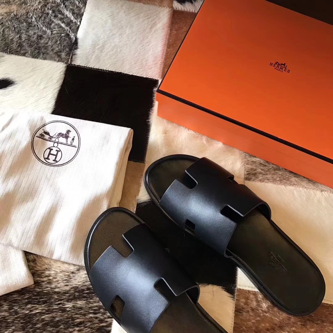 H**mes black swift izmir sandals