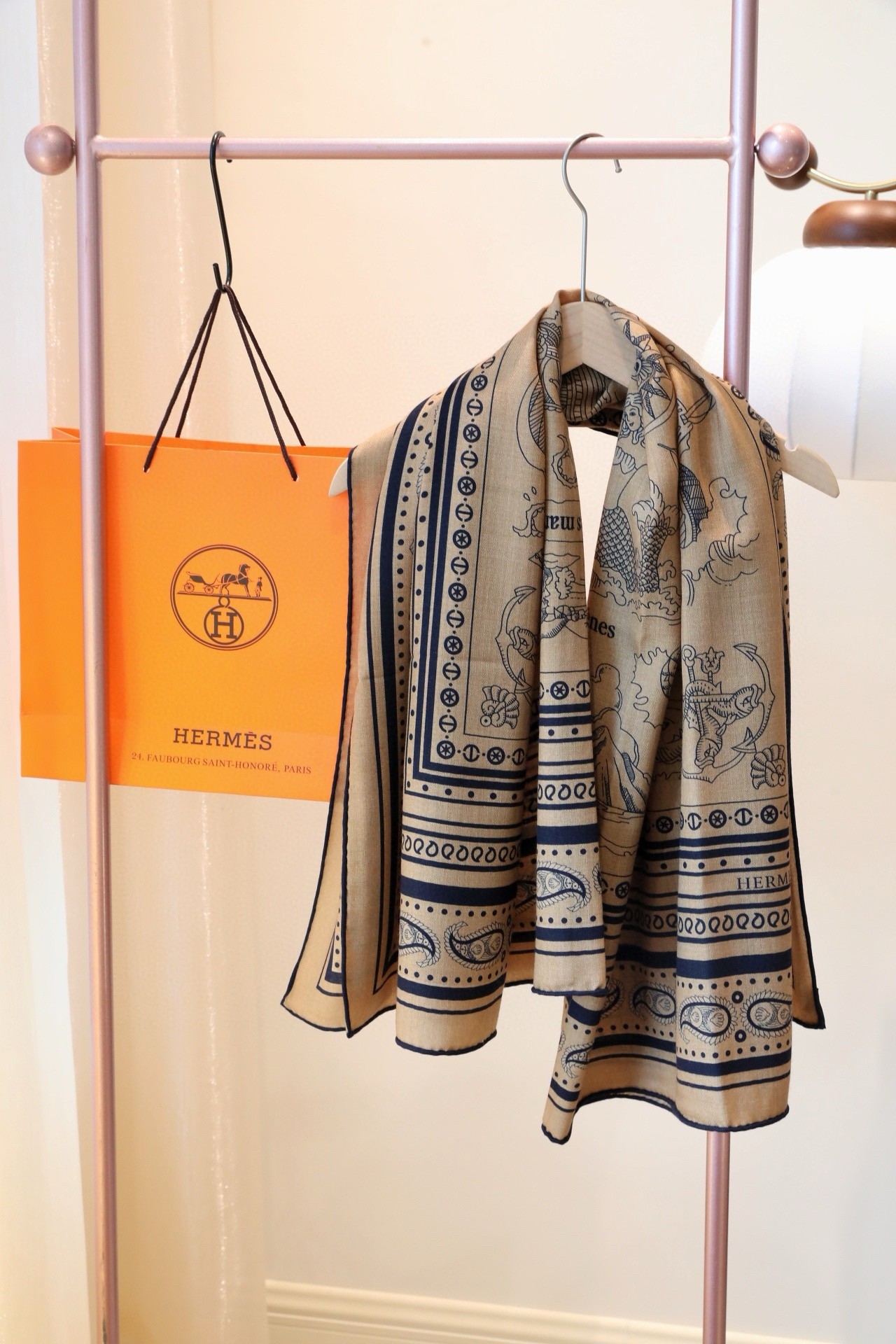 H**mes caramel tatouages marins bandana shawl 140