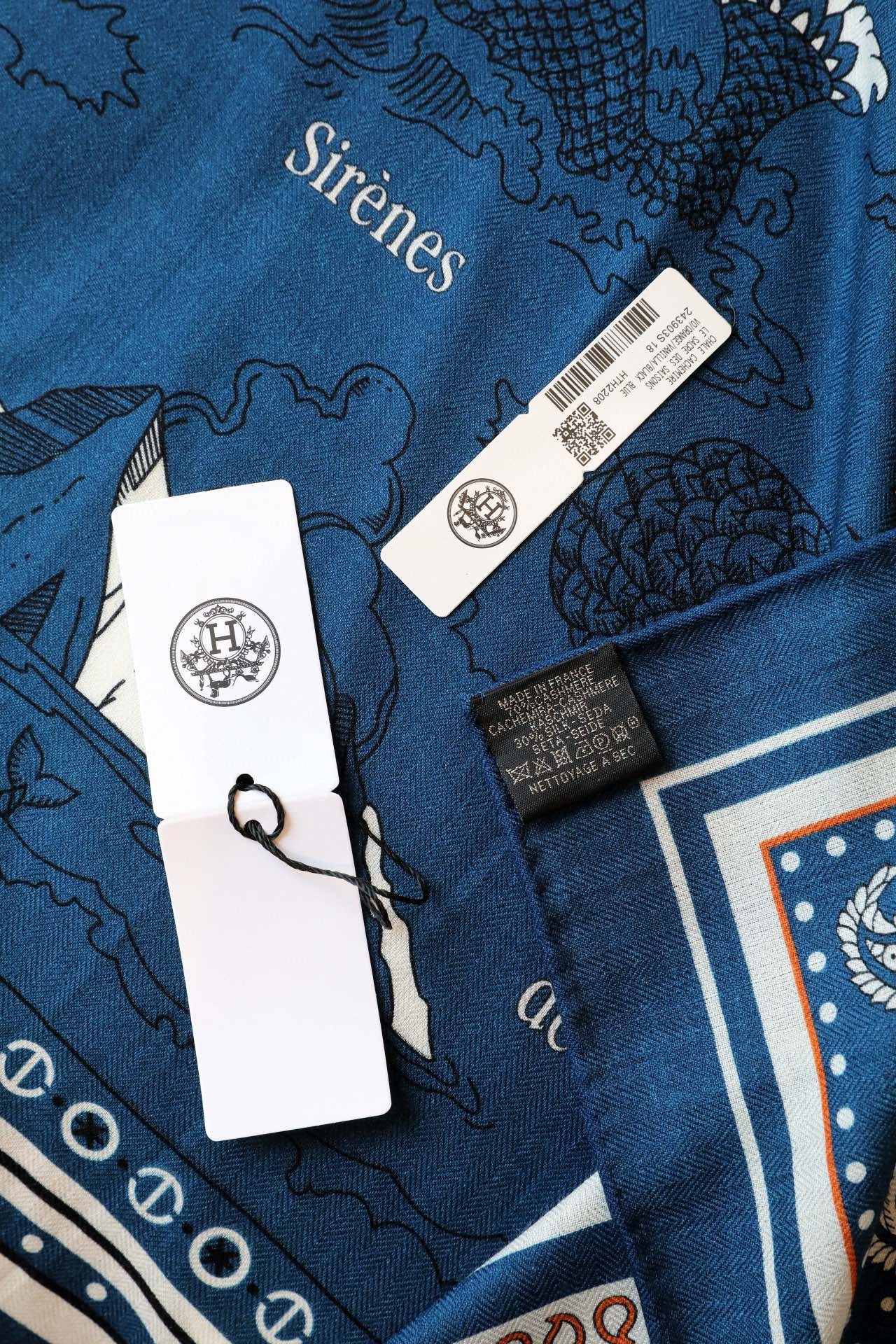 H**mes blue tatouages marins bandana shawl 140