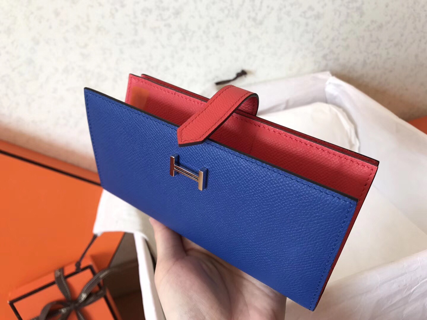 H**mes bi-color epsom bearn wallet electric blue/piment