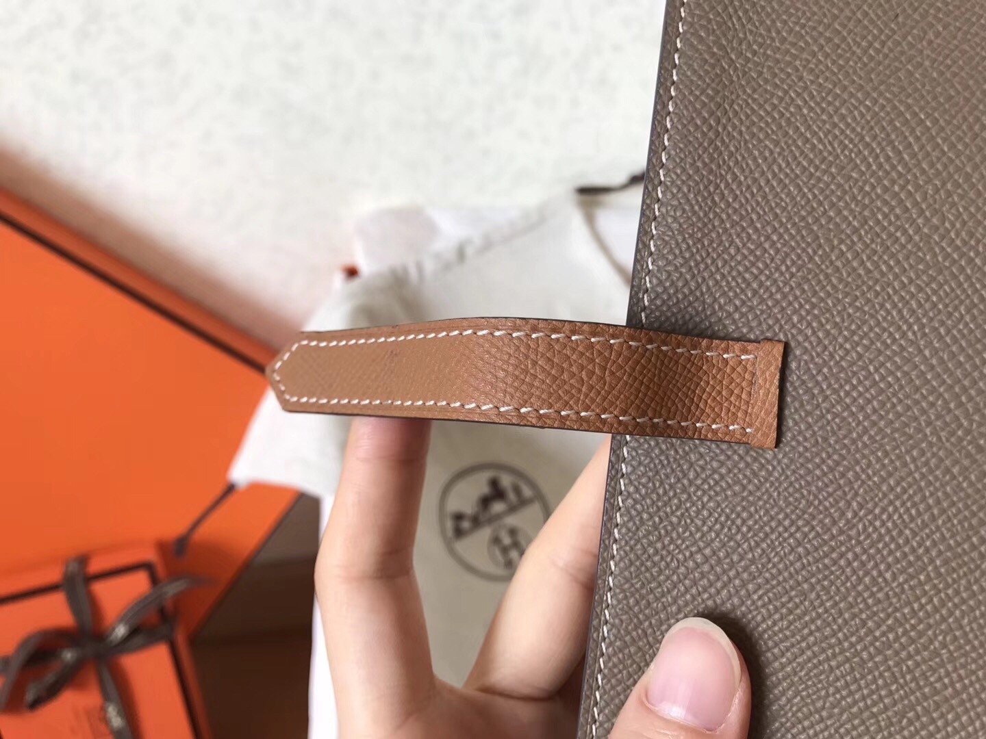H**mes bi-color epsom bearn wallet taupe/brown