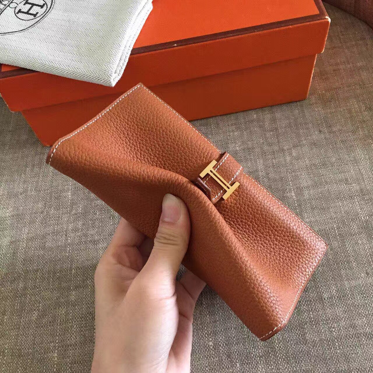 H**mes brown clemence bearn gusset wallet