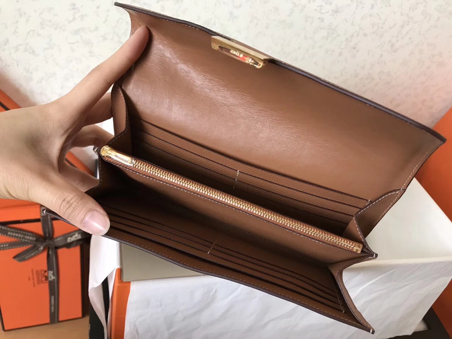 H**mes brown epsom constance long wallet