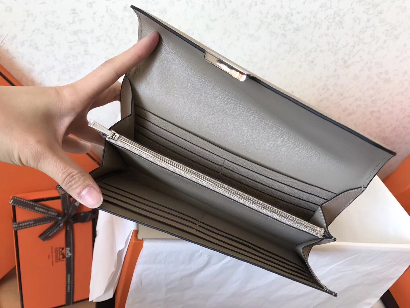 H**mes grey epsom constance long wallet