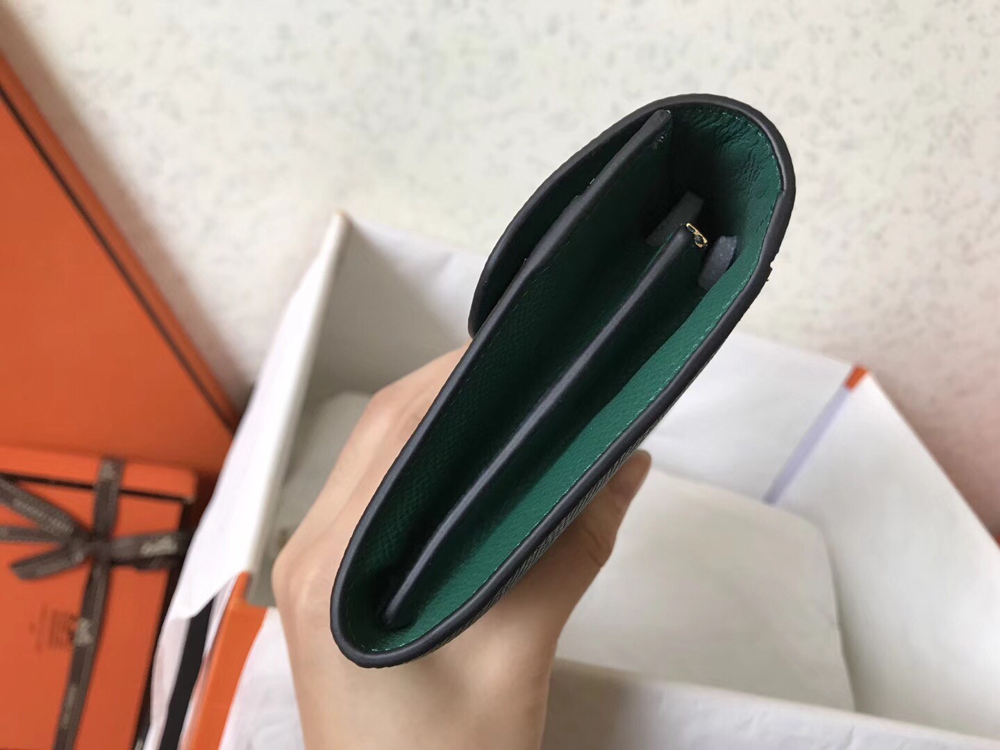 H**mes malachite epsom constance long wallet