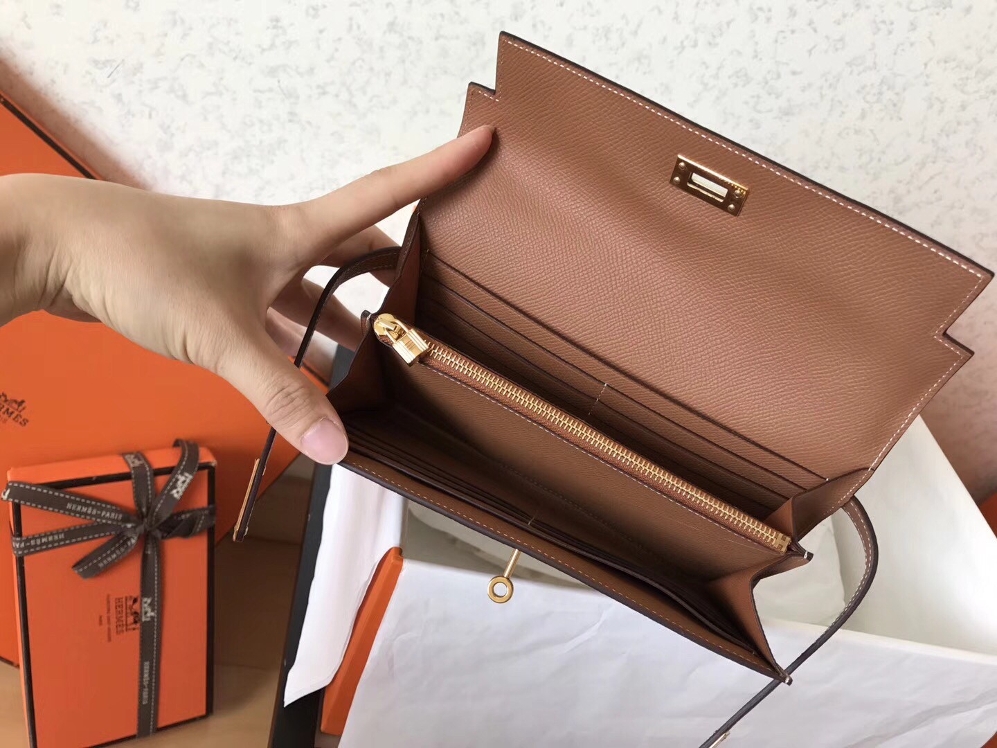 H**mes kelly classic long wallet in brown epsom leather