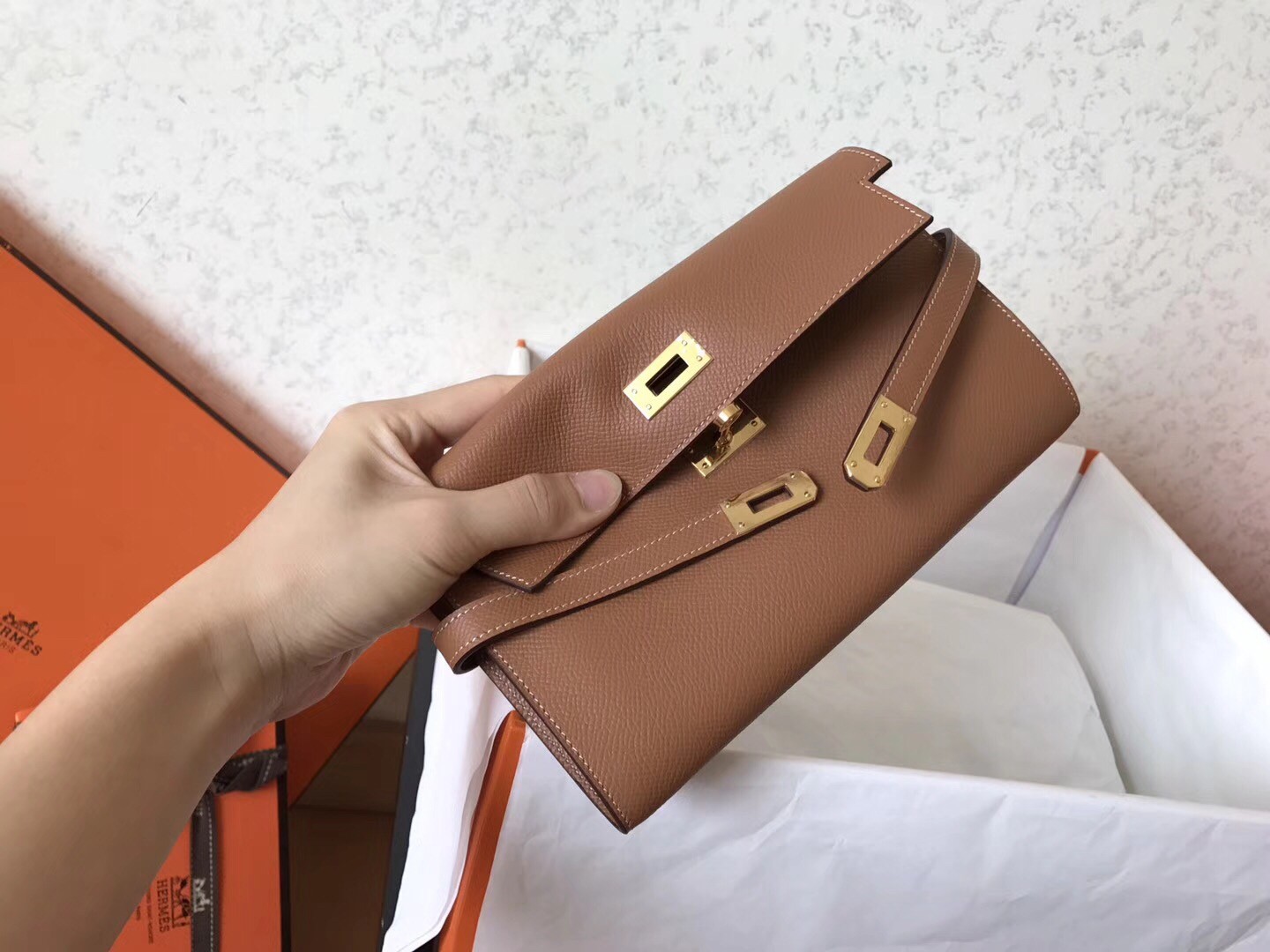 H**mes kelly classic long wallet in brown epsom leather
