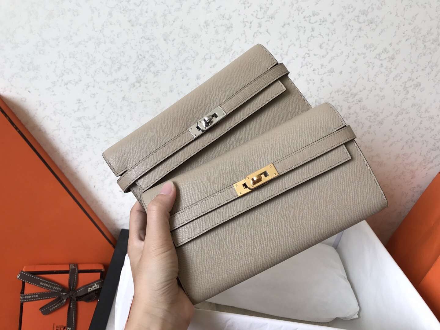 H**mes kelly classic long wallet in grey epsom leather