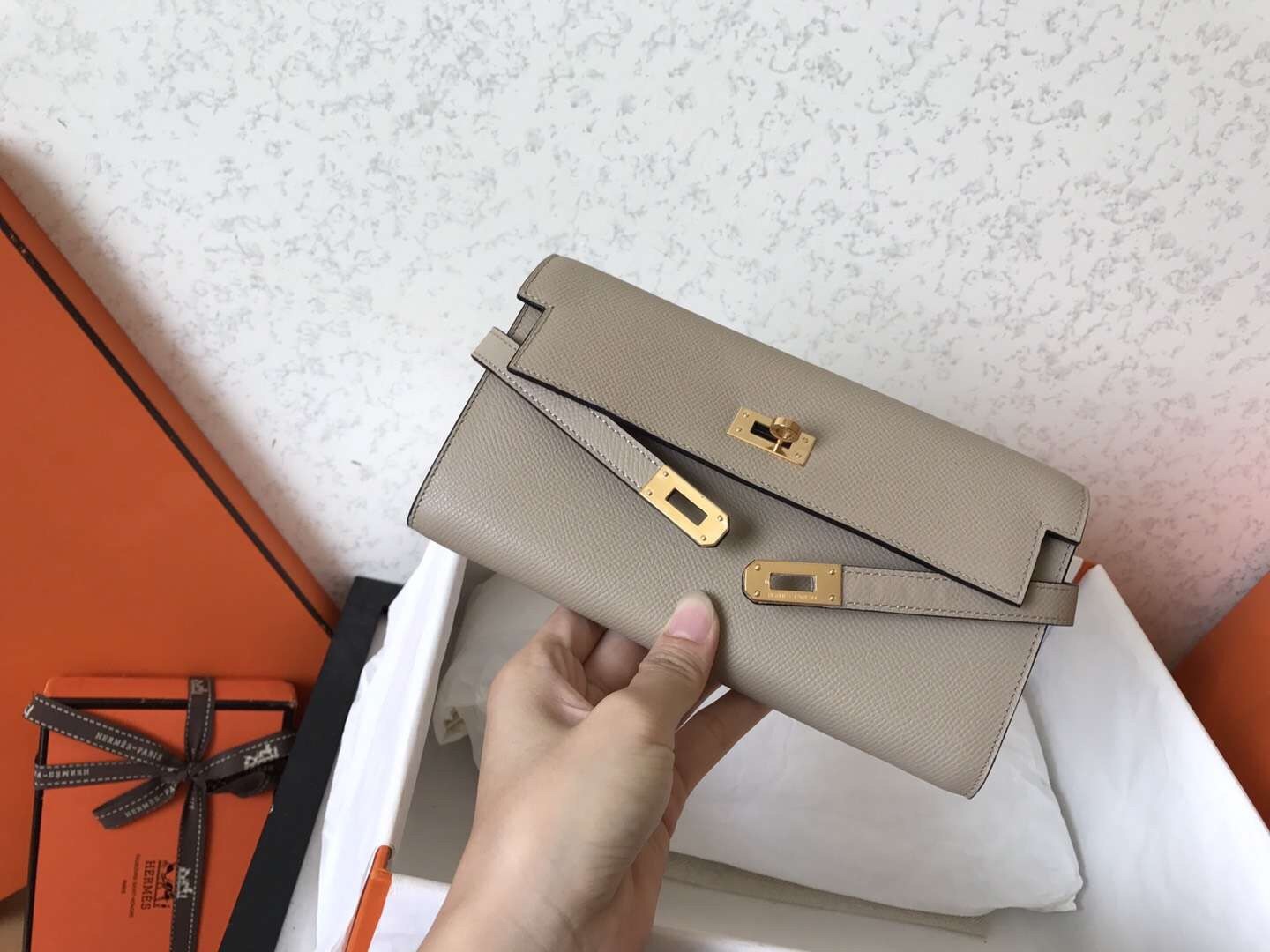 H**mes kelly classic long wallet in grey epsom leather