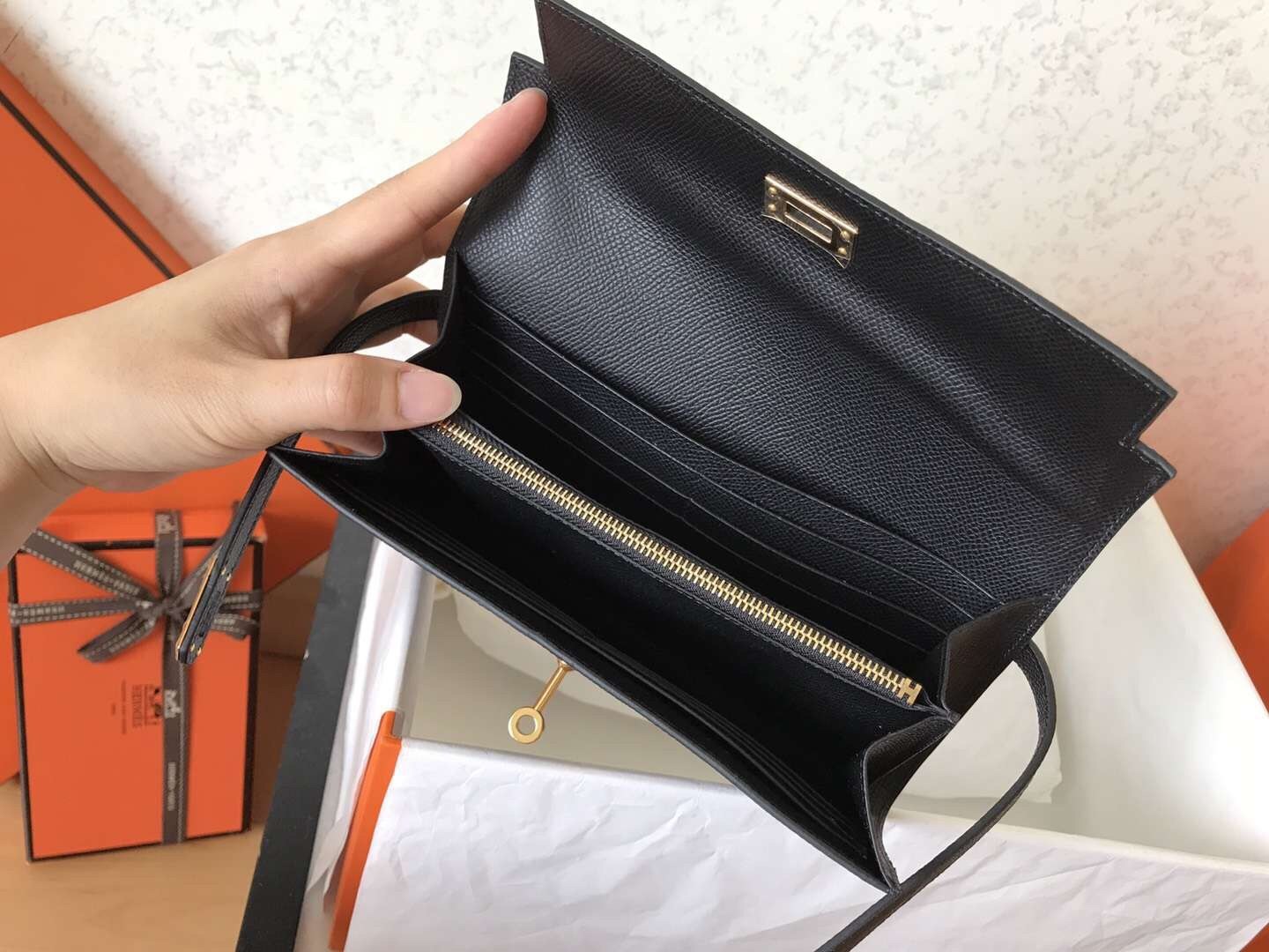 H**mes kelly classic long wallet in black epsom leather