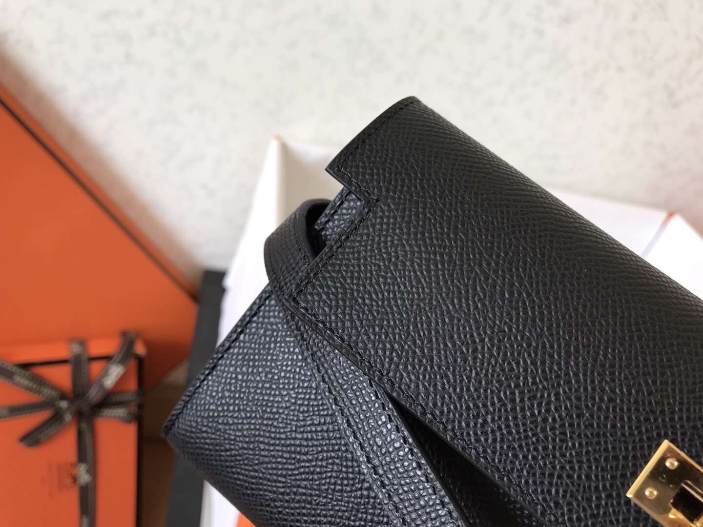 H**mes kelly classic long wallet in black epsom leather