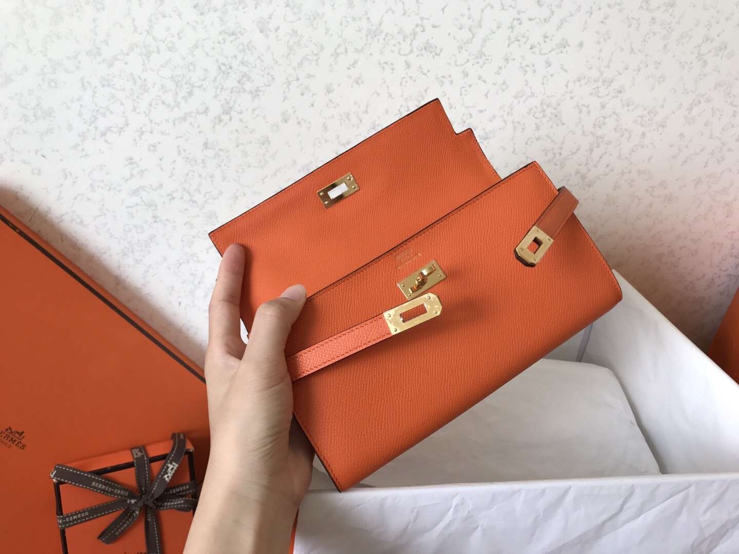 H**mes kelly classic long wallet in orange epsom leather