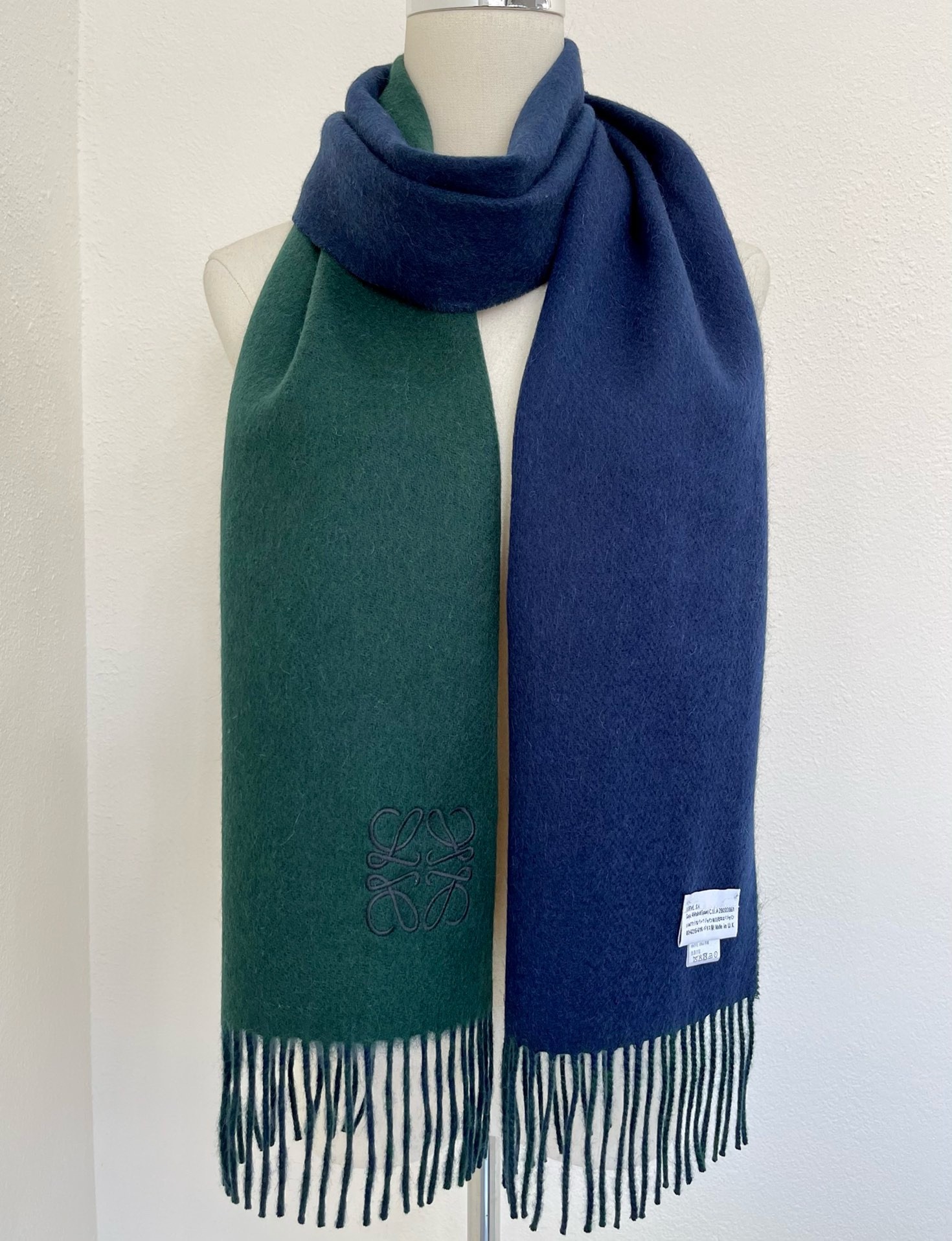 L0ew* window scarf in green/blue wool and cashmere