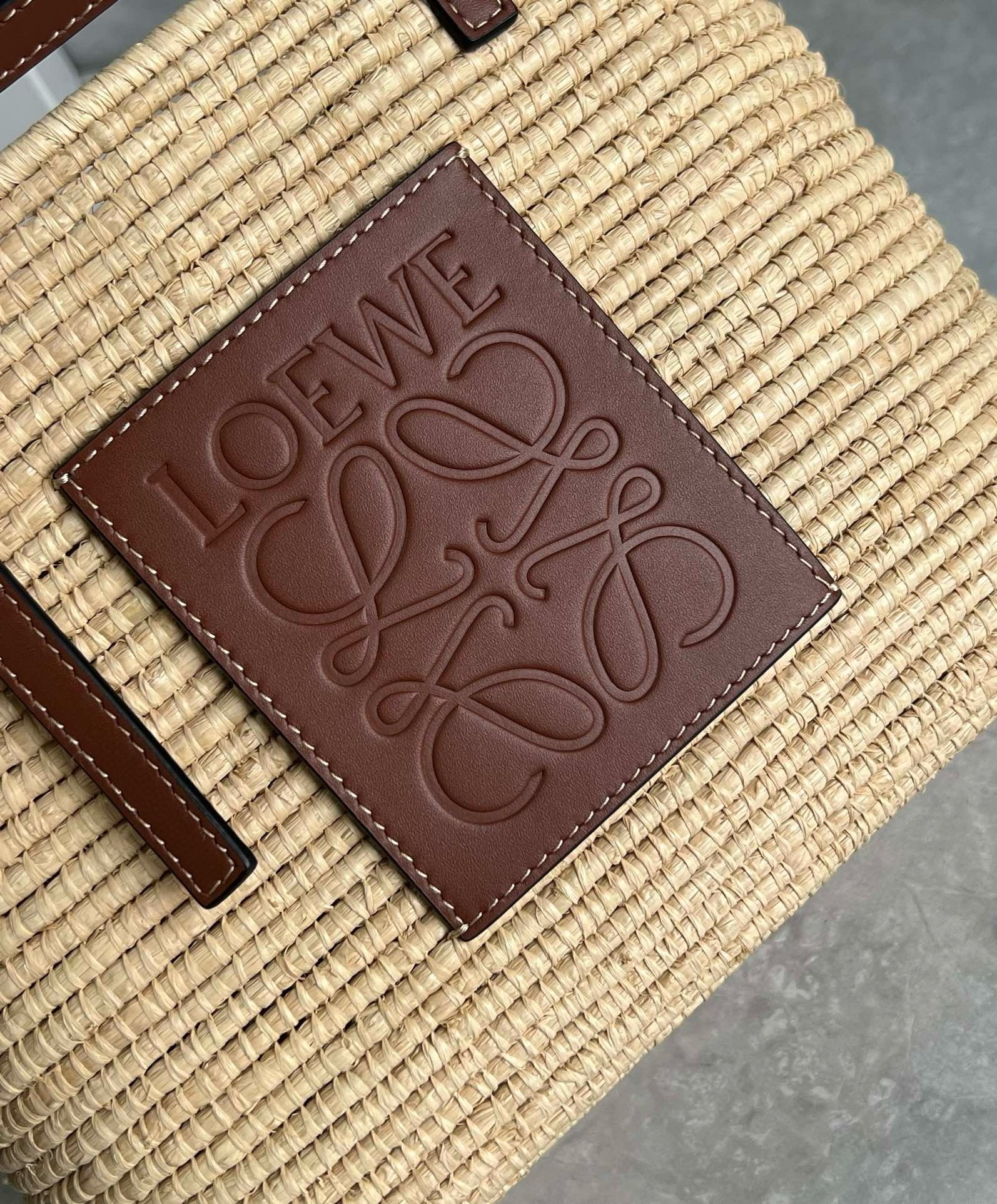 L0ew* small square basket bag in raffia and brown calfskin