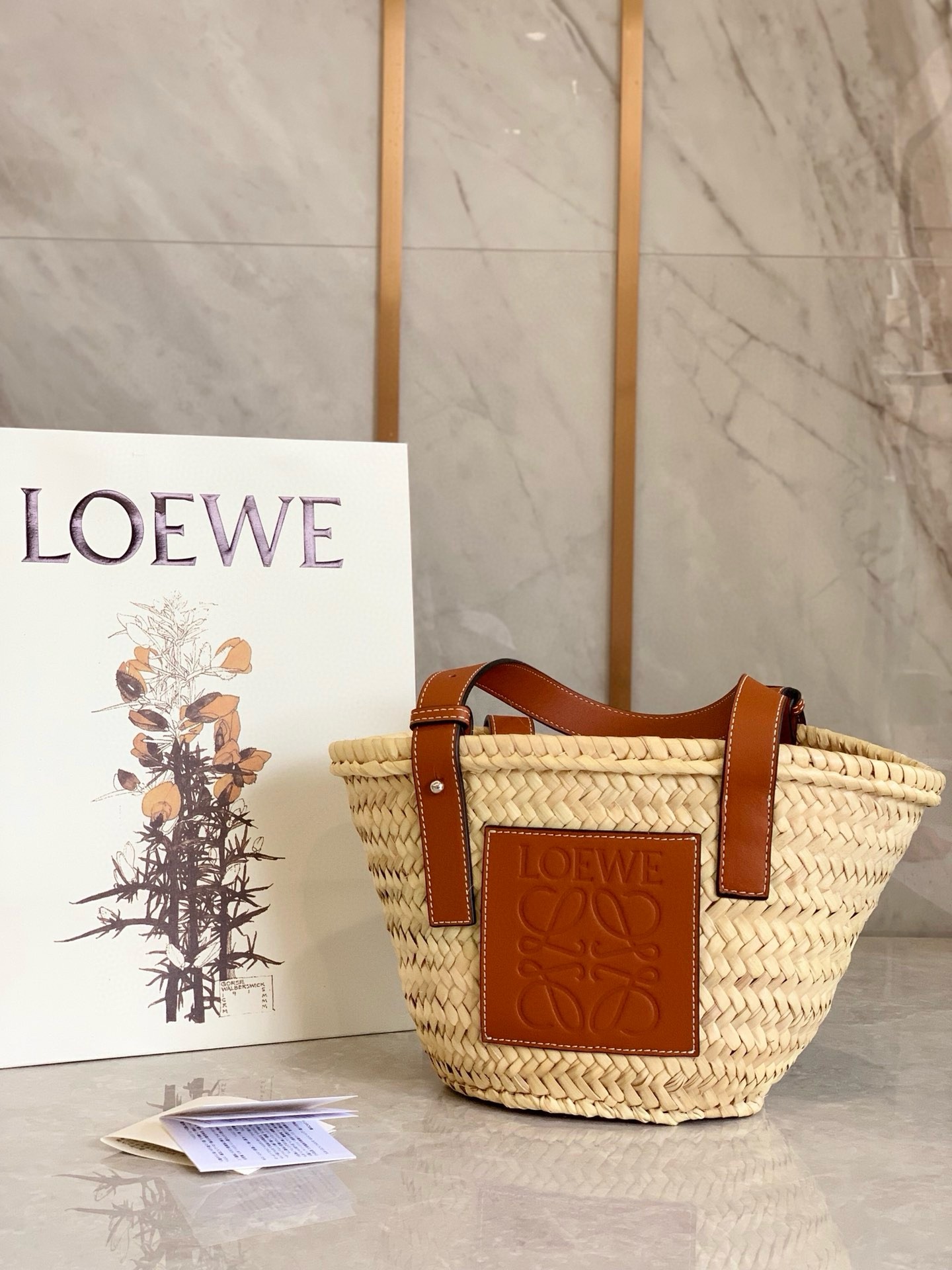 L0ew* small basket bag in raffia and brown calfskin