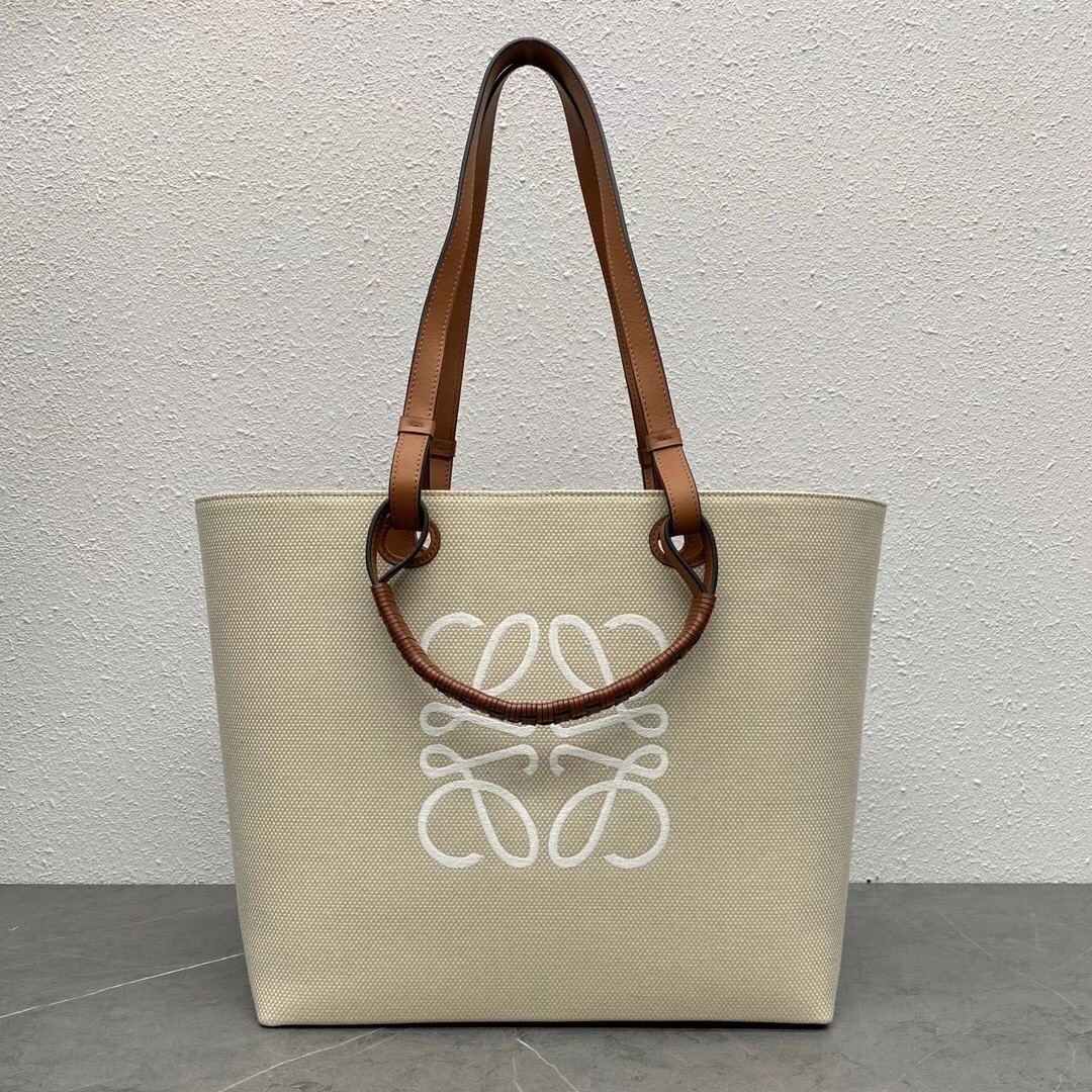 L0ew* anagram medium tote bag in jacquard and calfskin