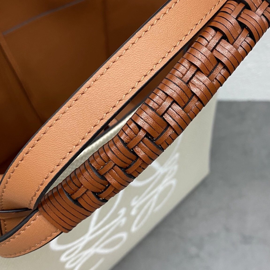 L0ew* anagram medium tote bag in jacquard and calfskin