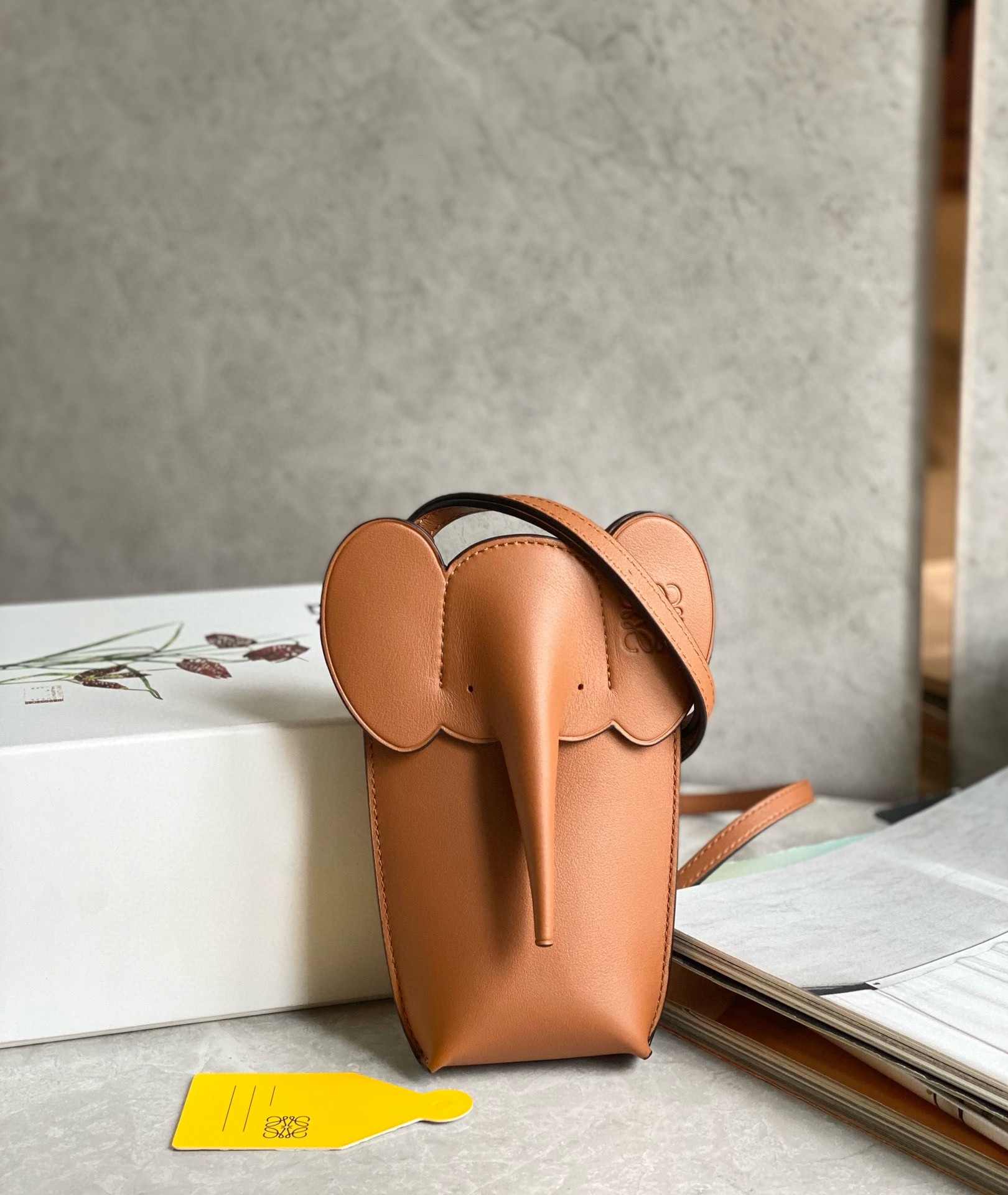 L0ew* elephant pocket in brown calfskin