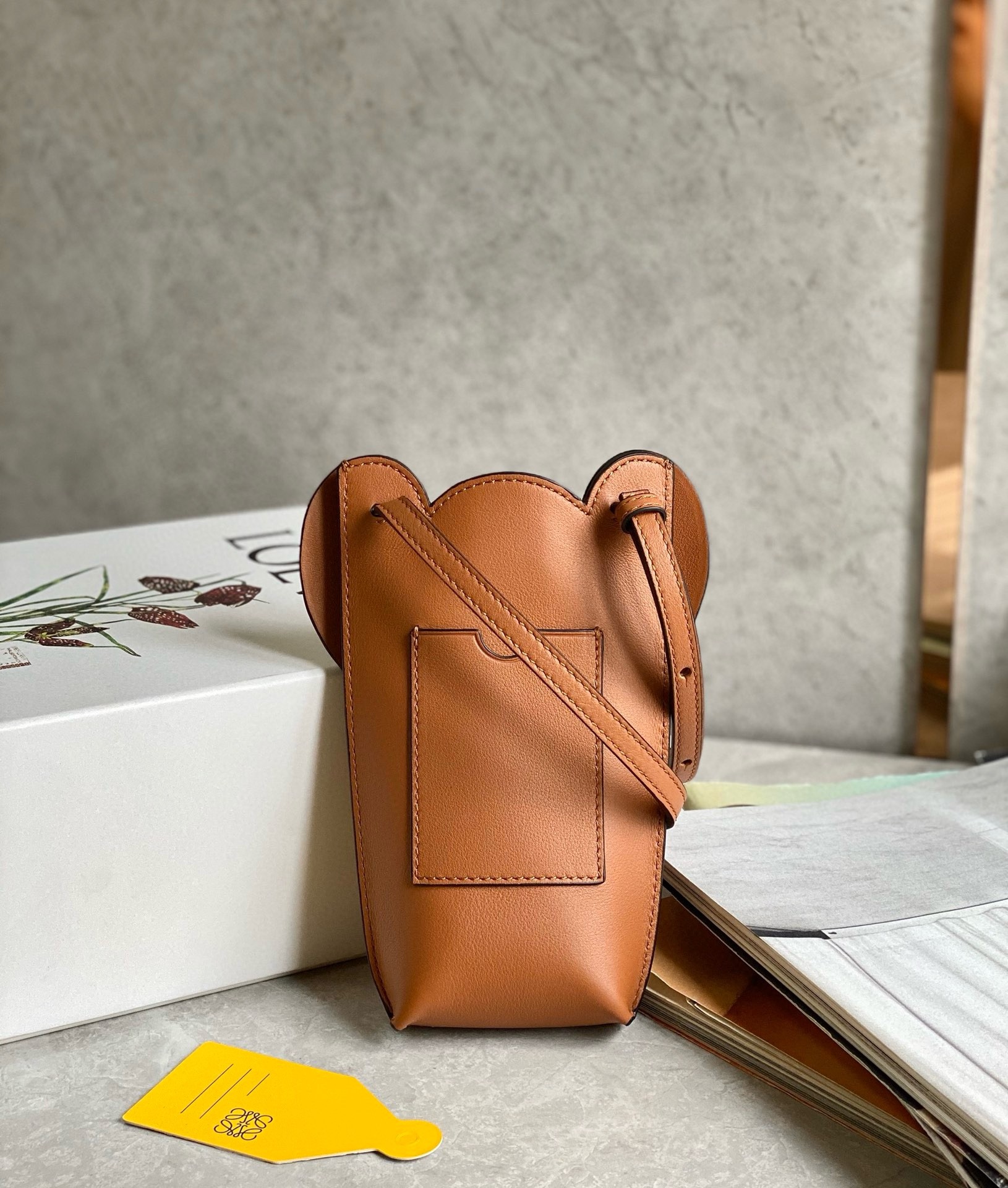 L0ew* elephant pocket in brown calfskin