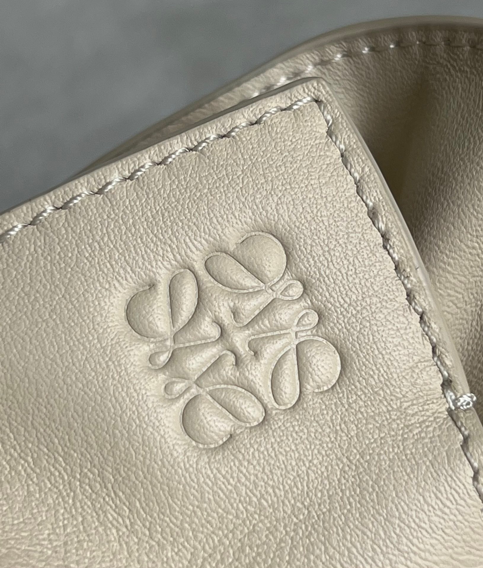 L0ew* mini flamenco clutch bag in angora calfskin