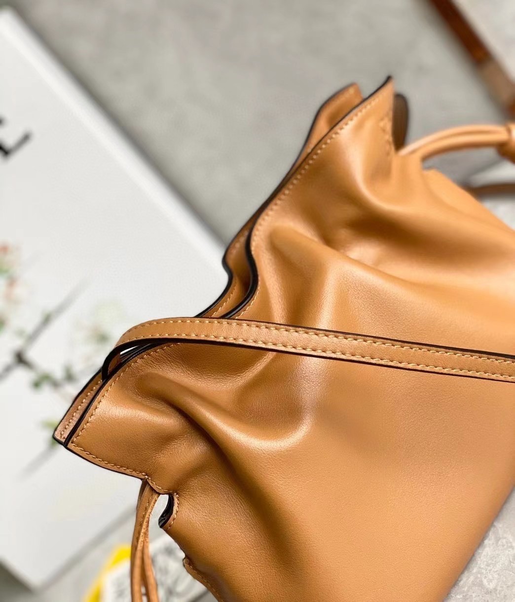L0ew* flamenco mini clutch in brown nappa leather