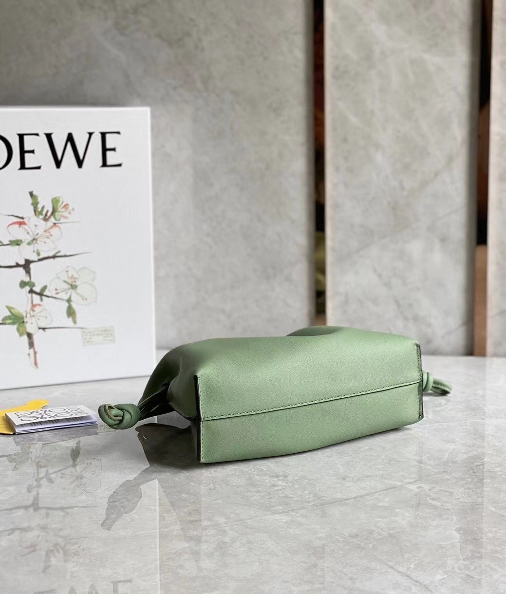 L0ew* flamenco mini clutch in rosemary nappa leather