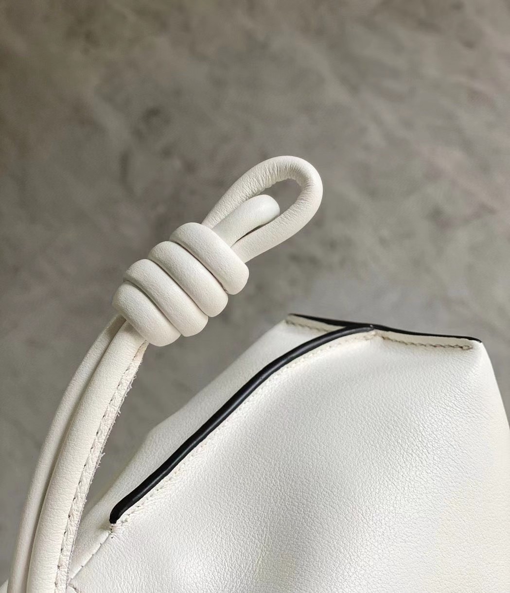 L0ew* flamenco mini clutch in white nappa leather