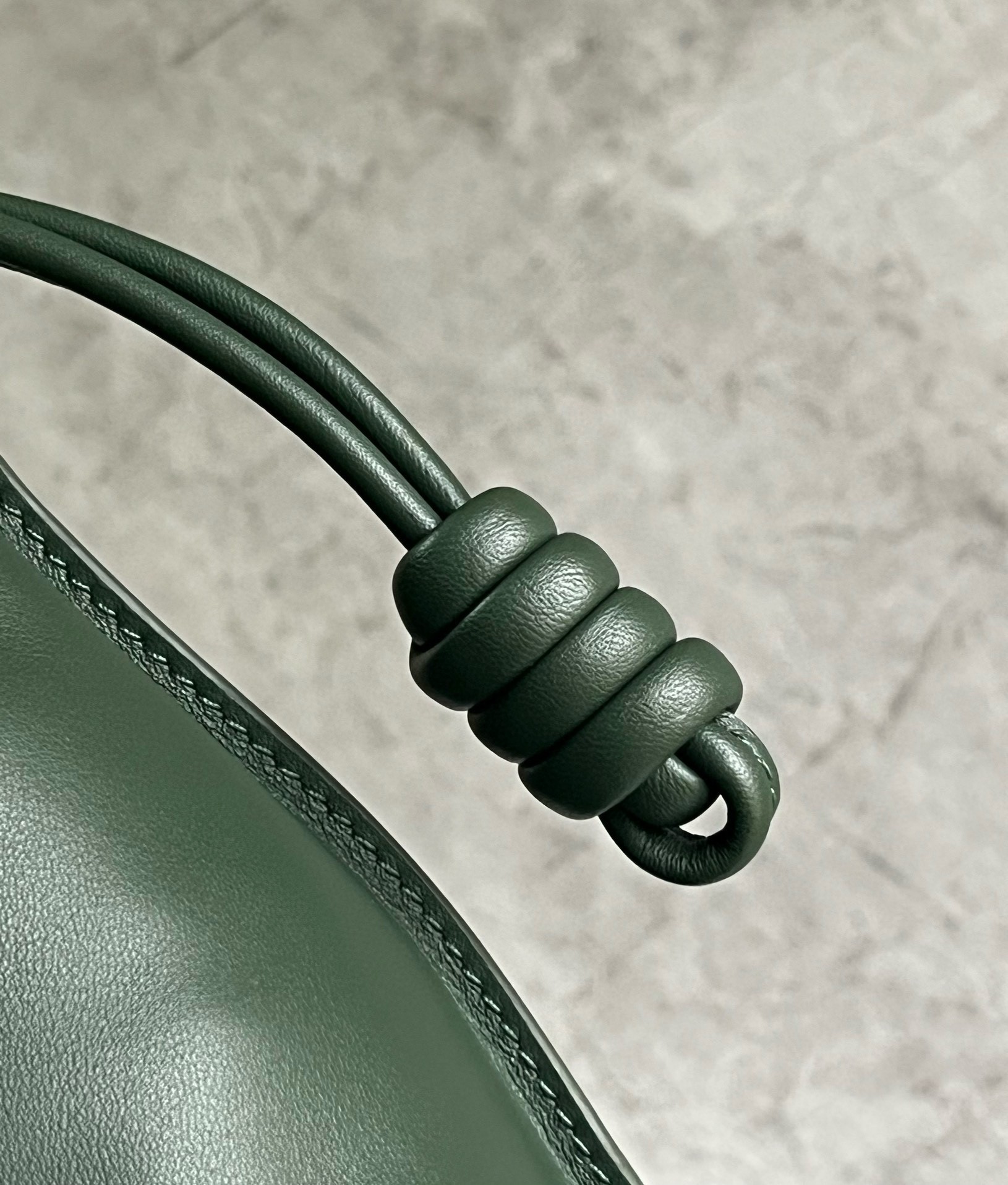 L0ew* flamenco clutch bag in bottle green nappa calfskin
