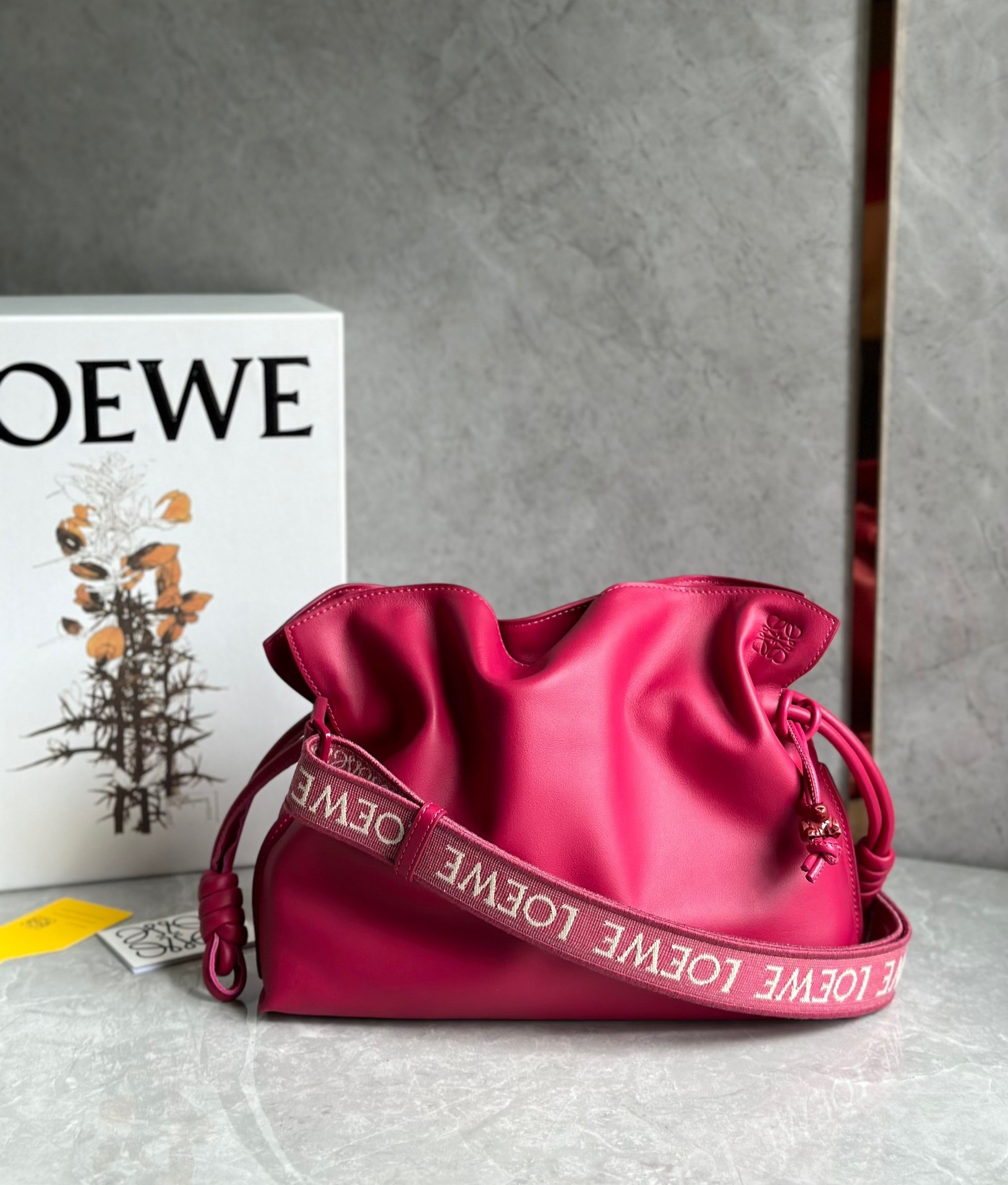 L0ew* flamenco clutch bag in ruby red leather