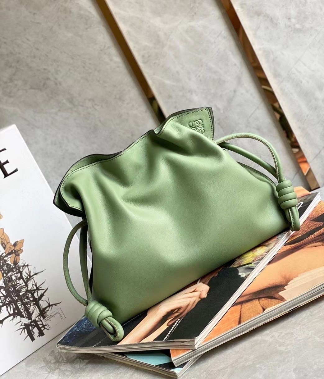 L0ew* flamenco clutch in rosemary nappa leather