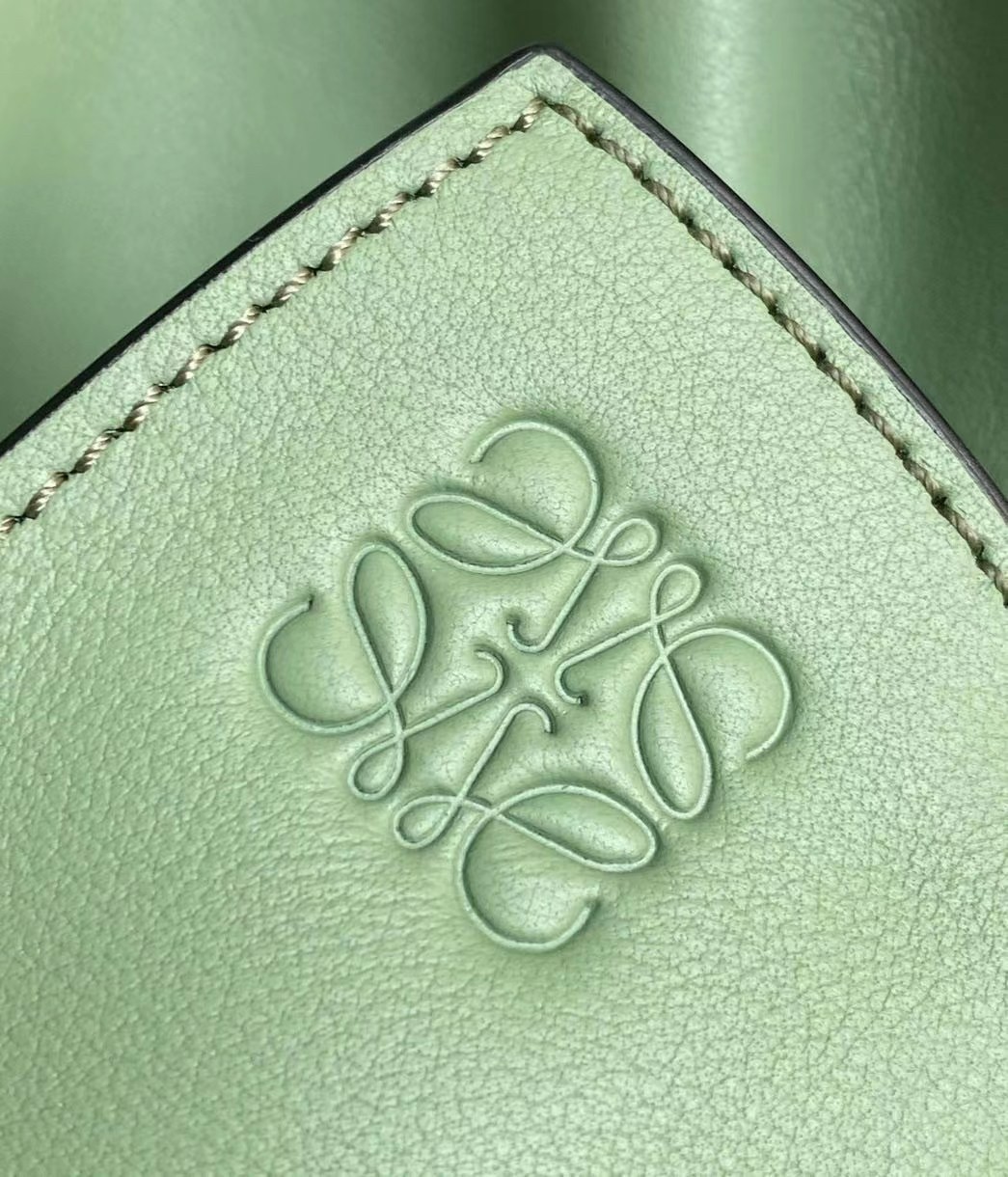 L0ew* flamenco clutch in rosemary nappa leather