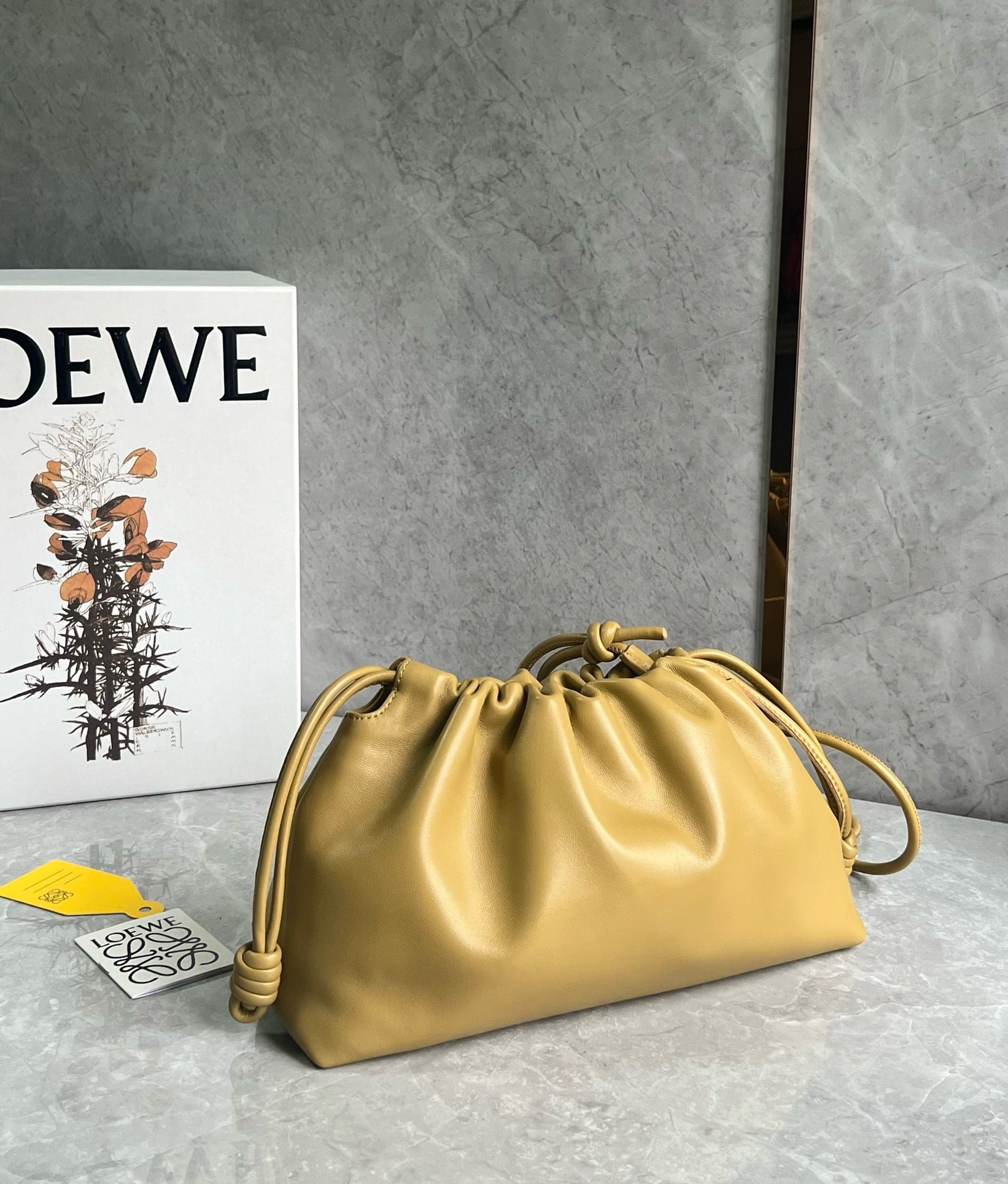 L0ew* flamenco purse in sahara nappa lambskin