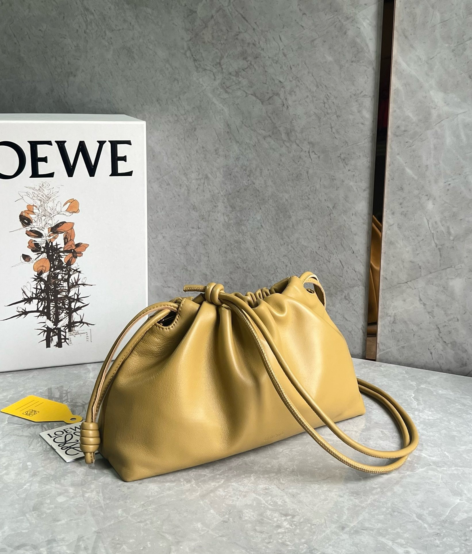 L0ew* flamenco purse in sahara nappa lambskin