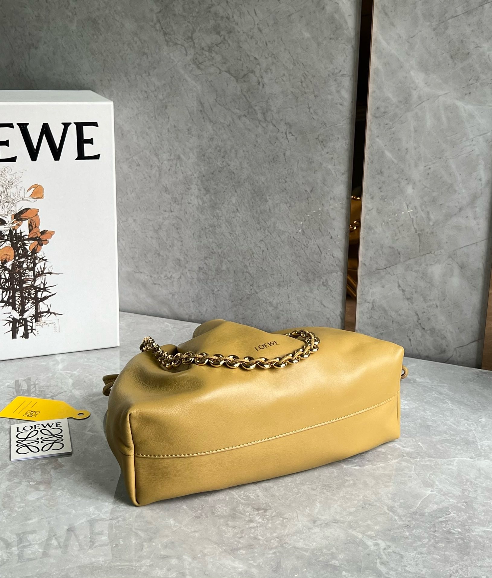 L0ew* flamenco purse in sahara nappa lambskin