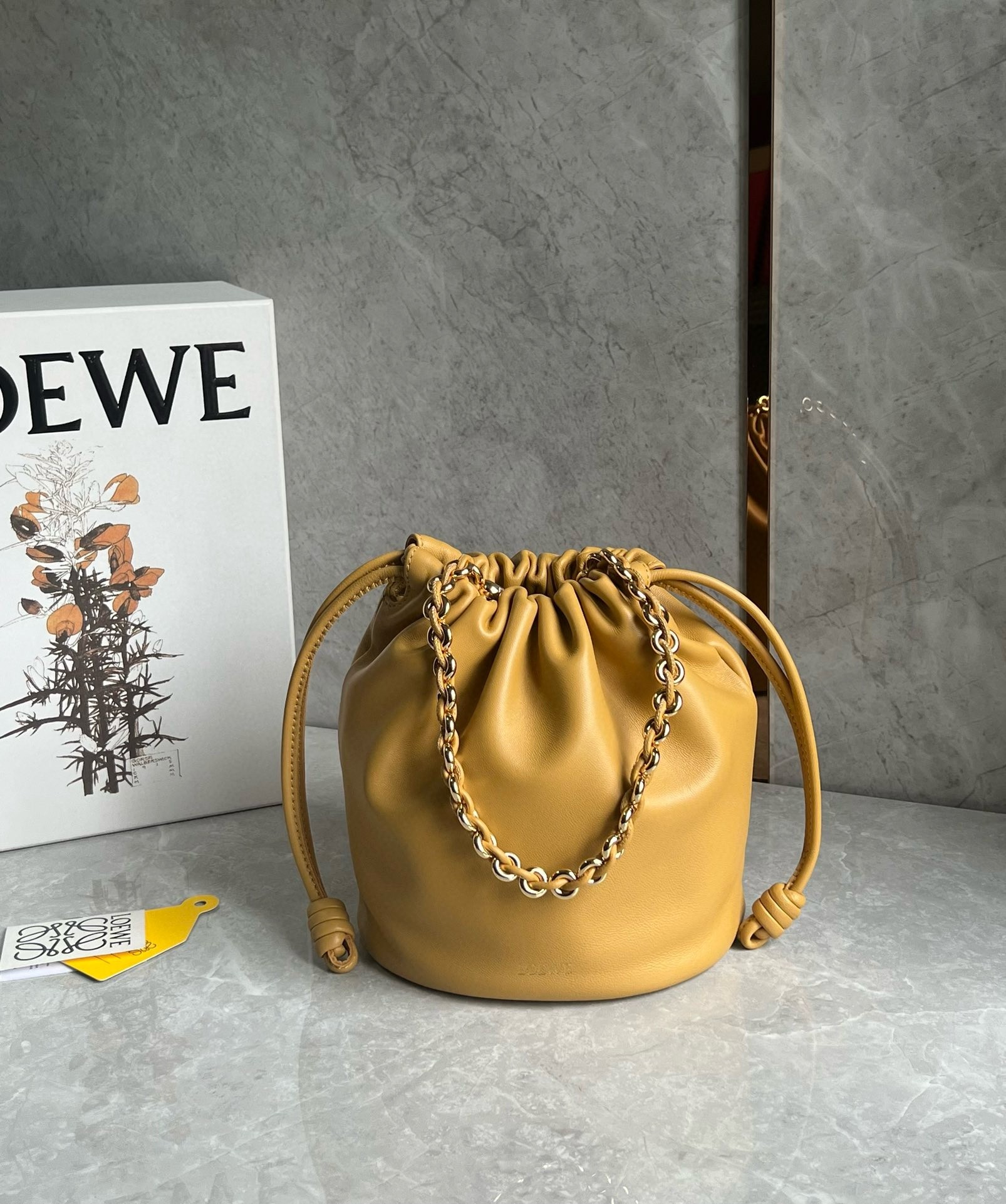 L0ew* flamenco purse bucket bag in sahara nappa lambskin