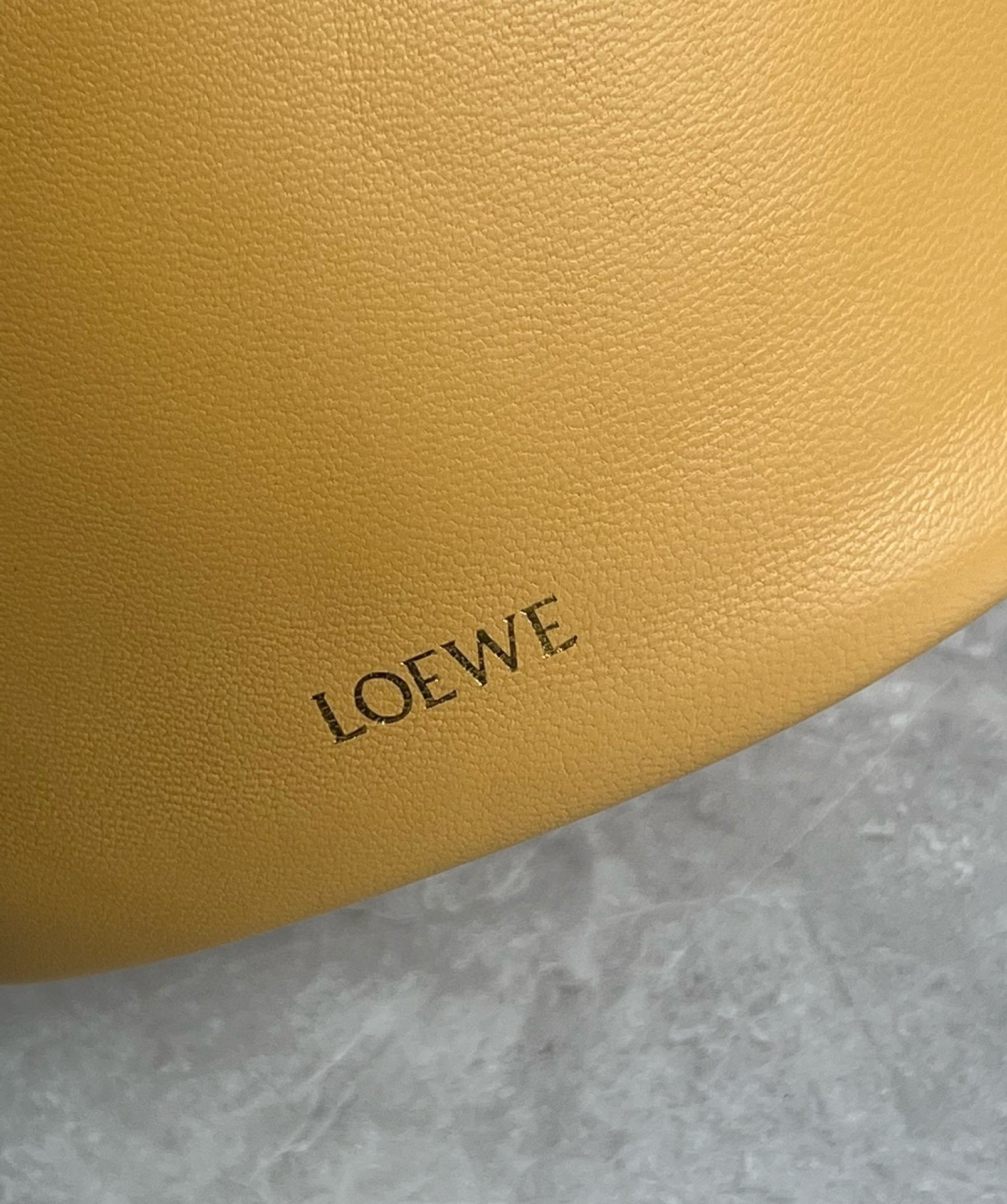 L0ew* flamenco purse bucket bag in sahara nappa lambskin