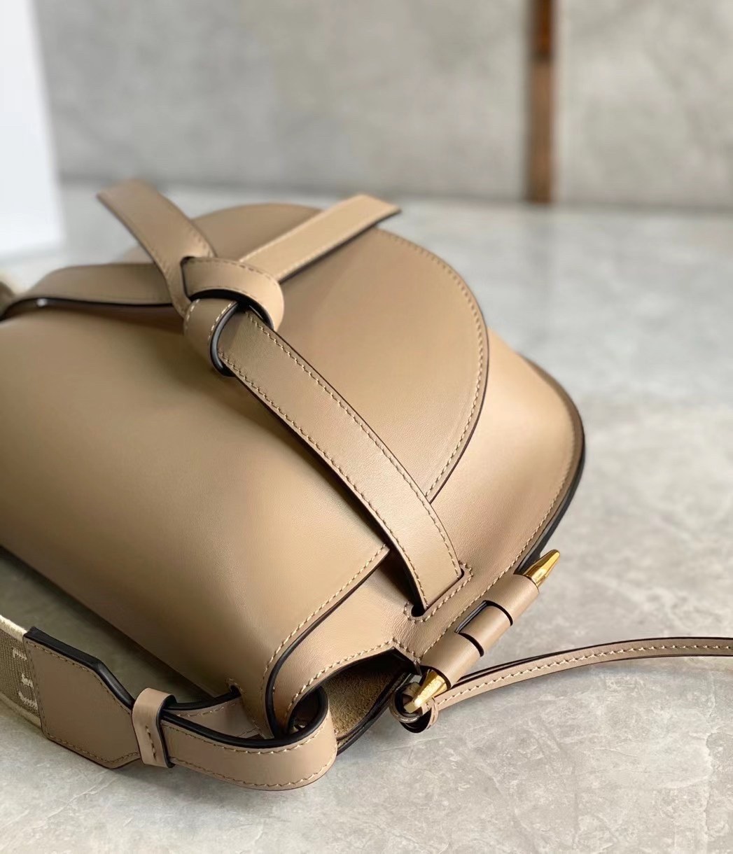 L0ew* gate small bag in sand calfskin and jacquard