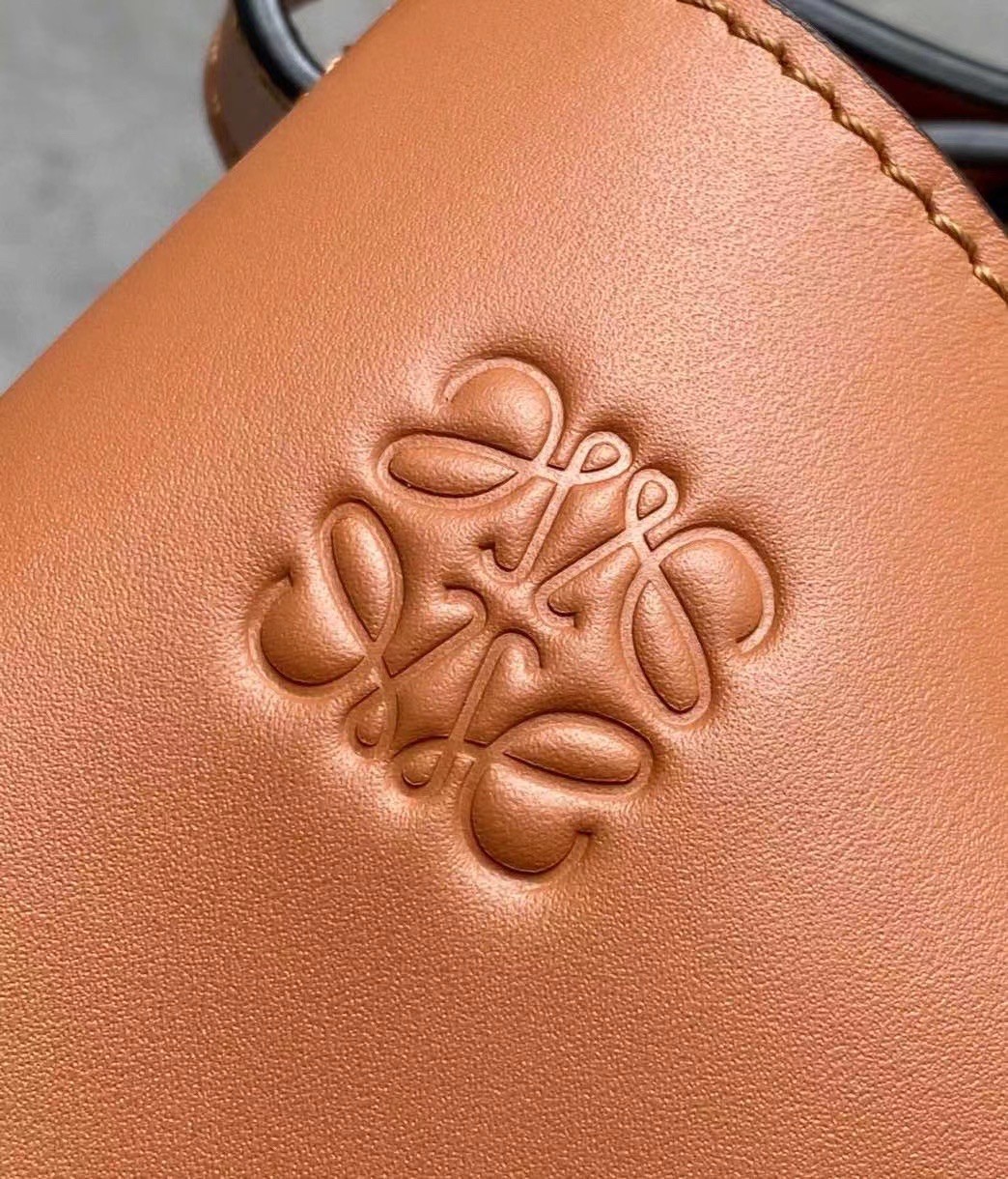 L0ew* small gate bag in tan calfskin and jacquard