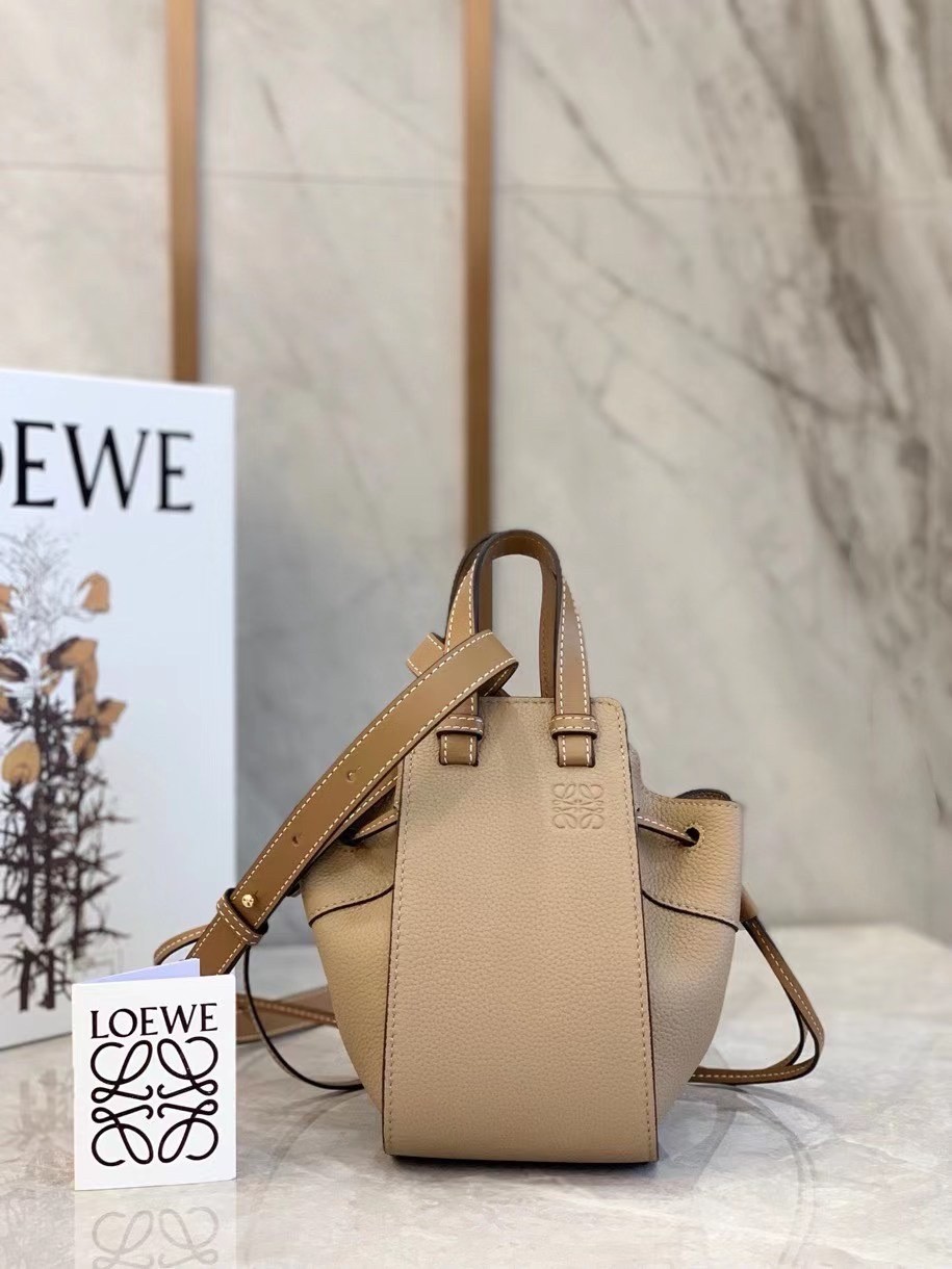 L0ew* mini hammock drawstring bag in sand leather