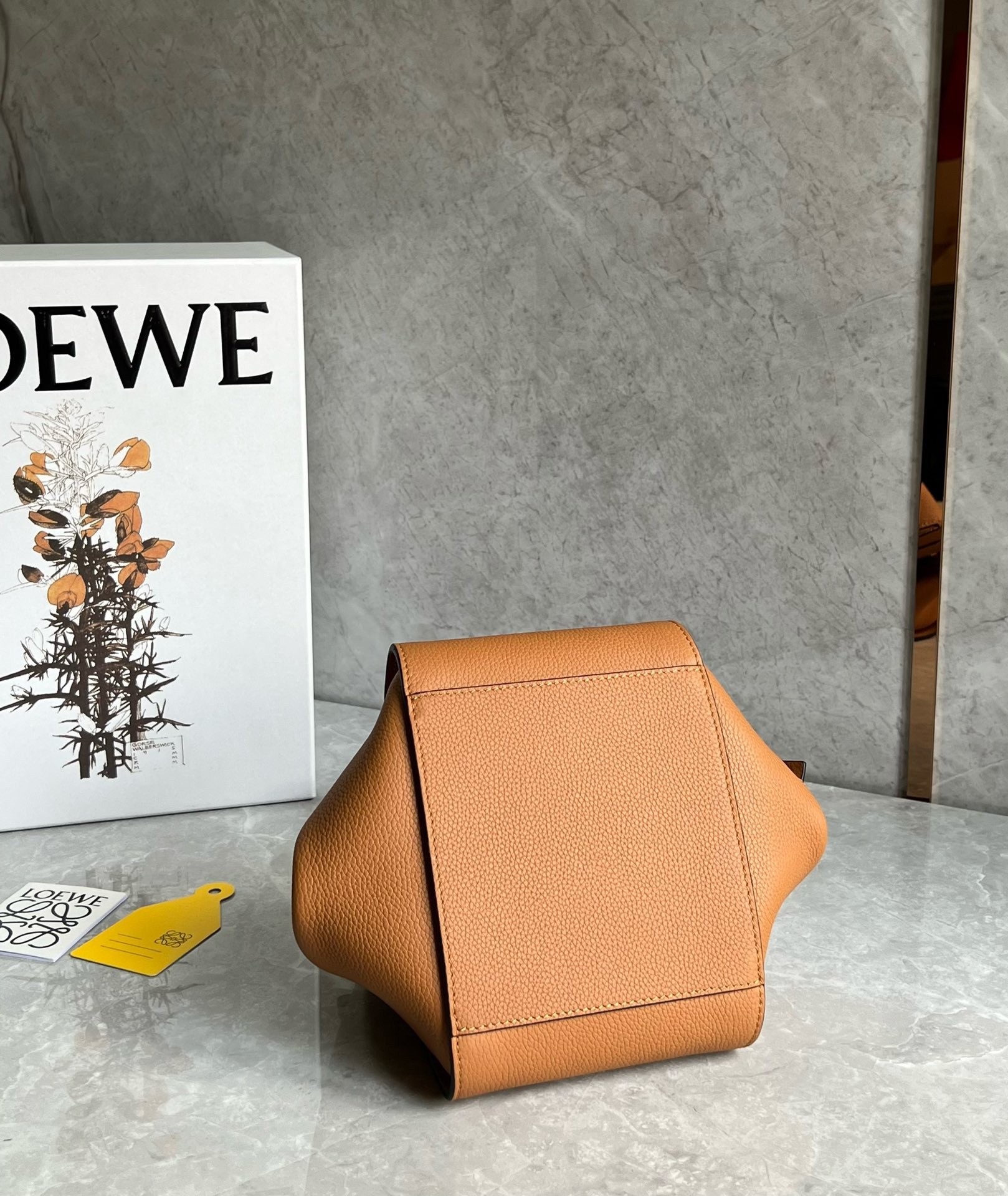L0ew* compact hammock bag in light caramel grained calfskin