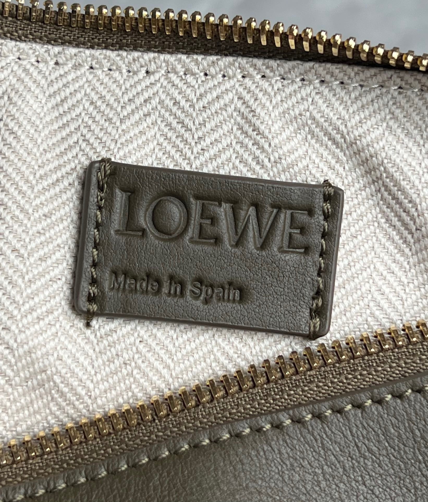 L0ew* mini hammock hobo bag in dark green calfskin