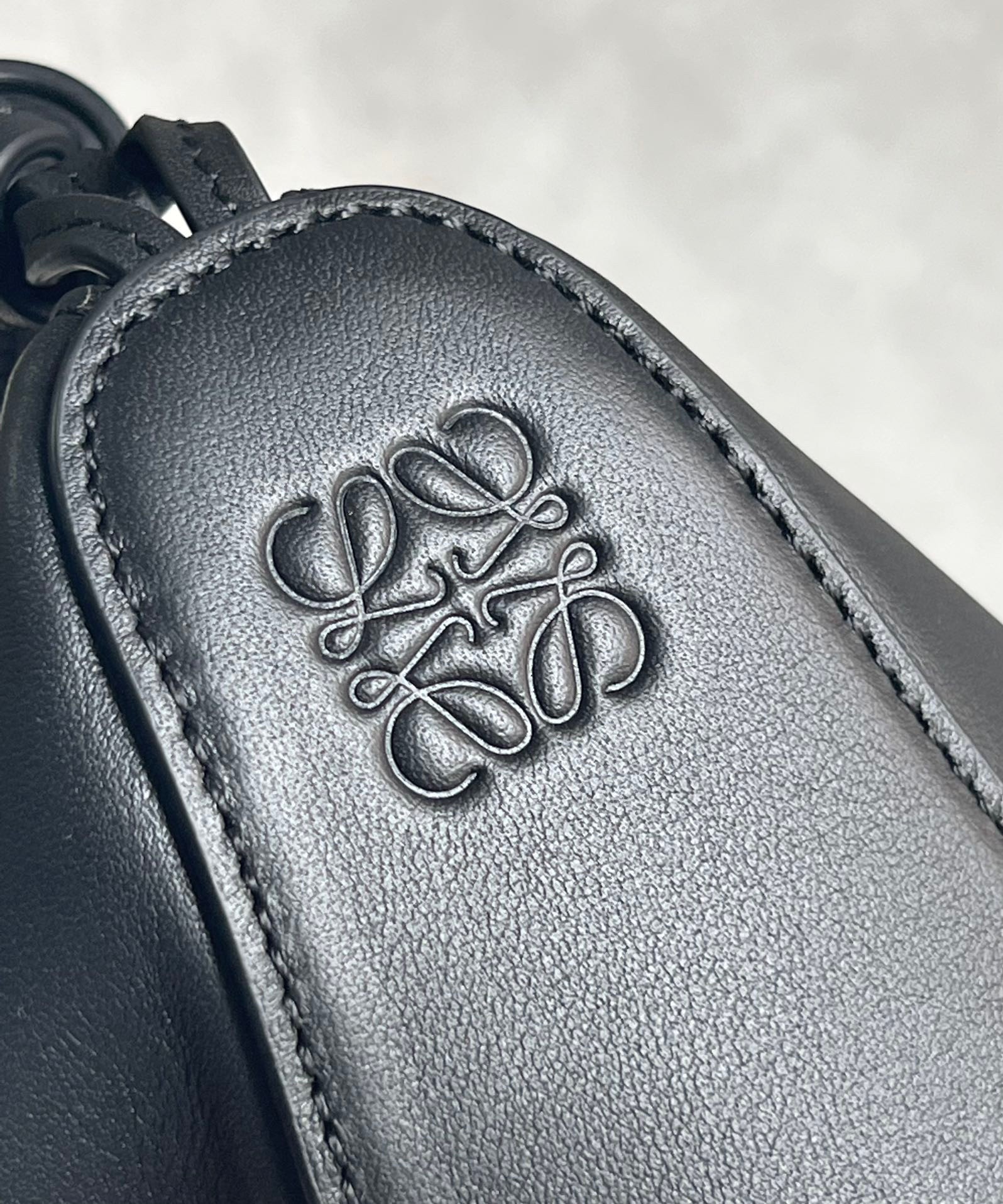 L0ew* mini hammock hobo bag in black calfskin