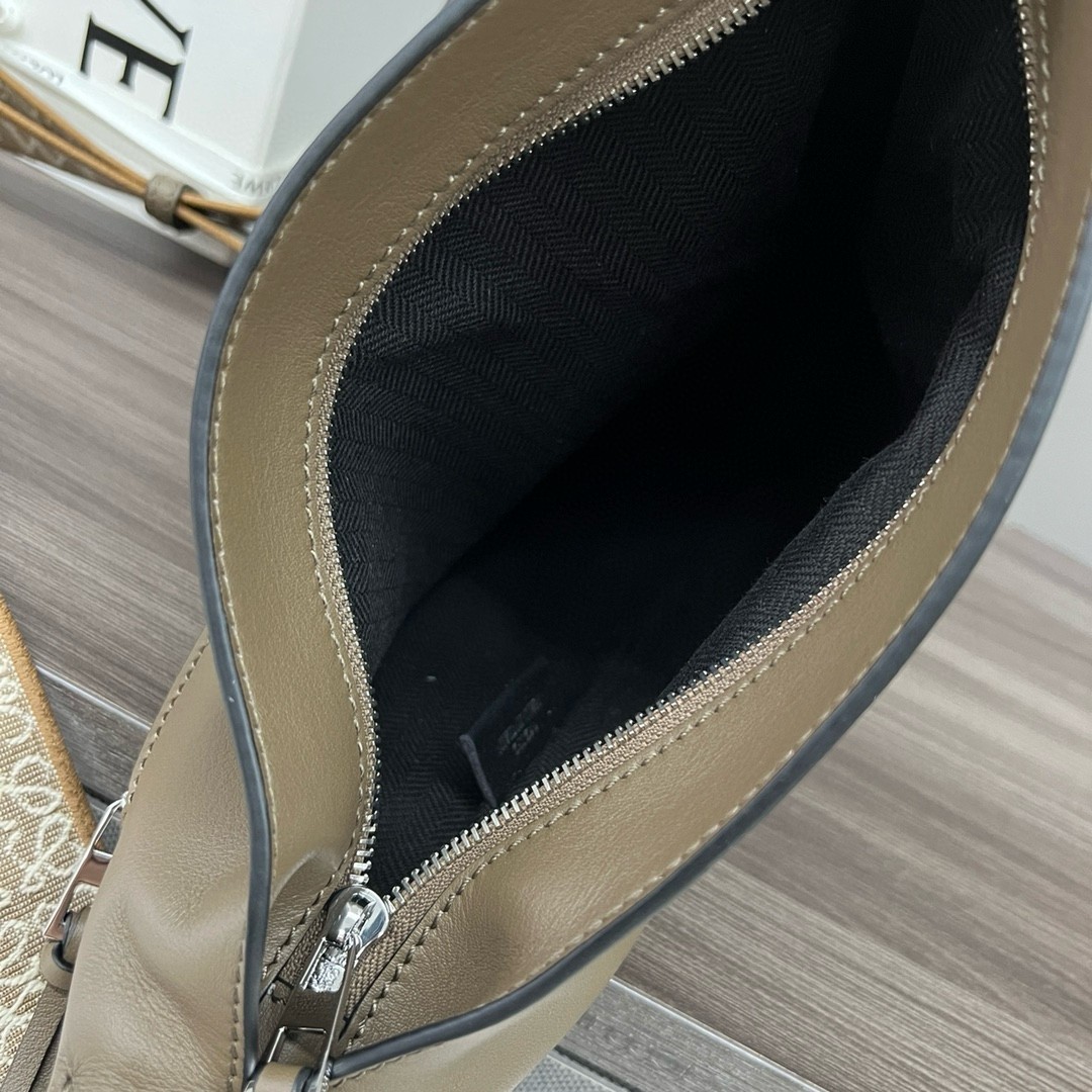 L0ew* anton sling bag in olive calfskin and jacquard