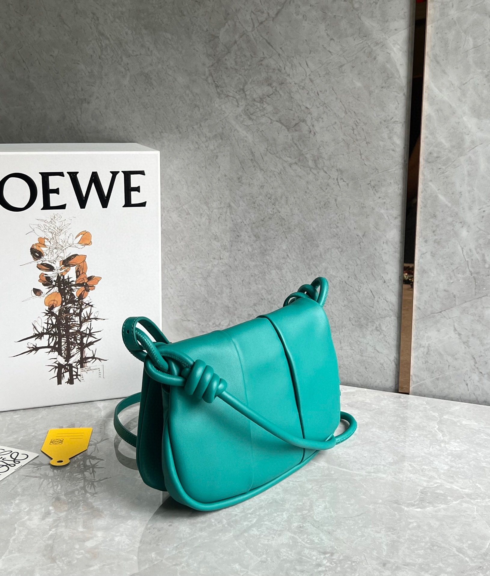 L0ew* paseo satchel bag in green nappa leather