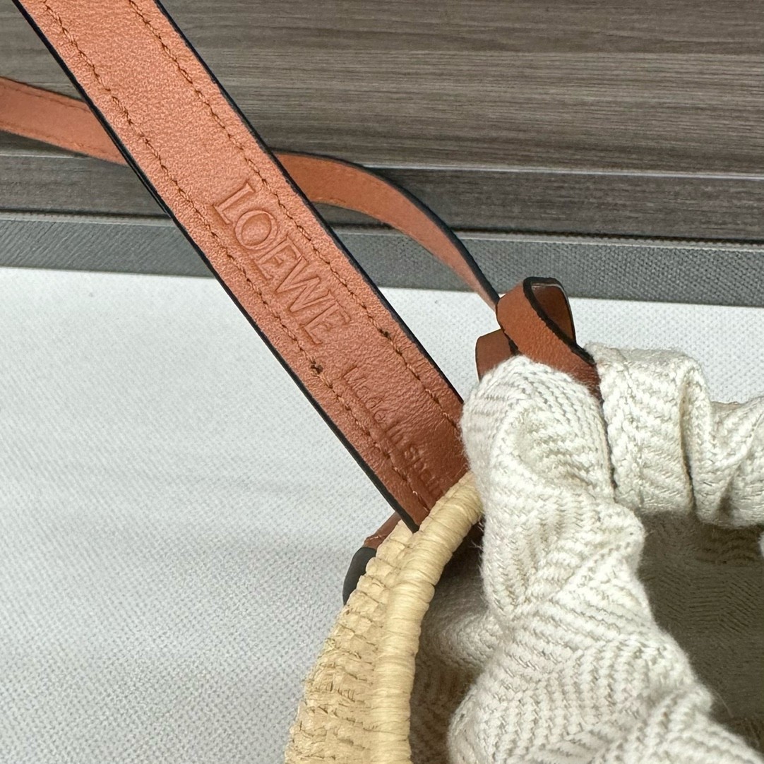 L0ew* x paula’s ibiza raffia beehive basket bag
