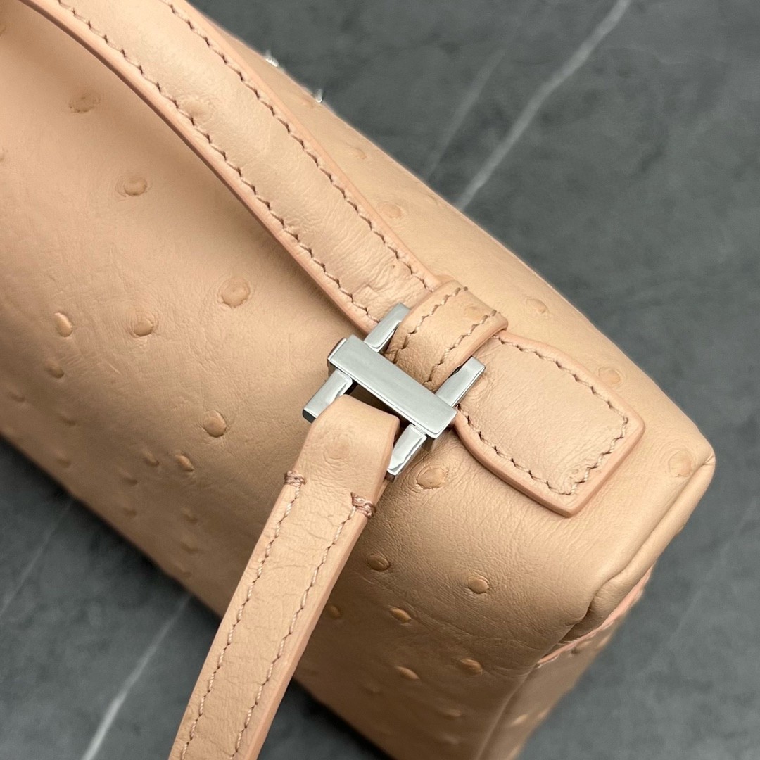 L**o p*ana extra pocket pouch l19 in beige ostrich-embossed leather
