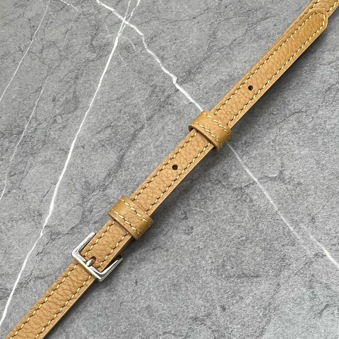 L**o p*ana extra pocket pouch l27 in chai grained leather